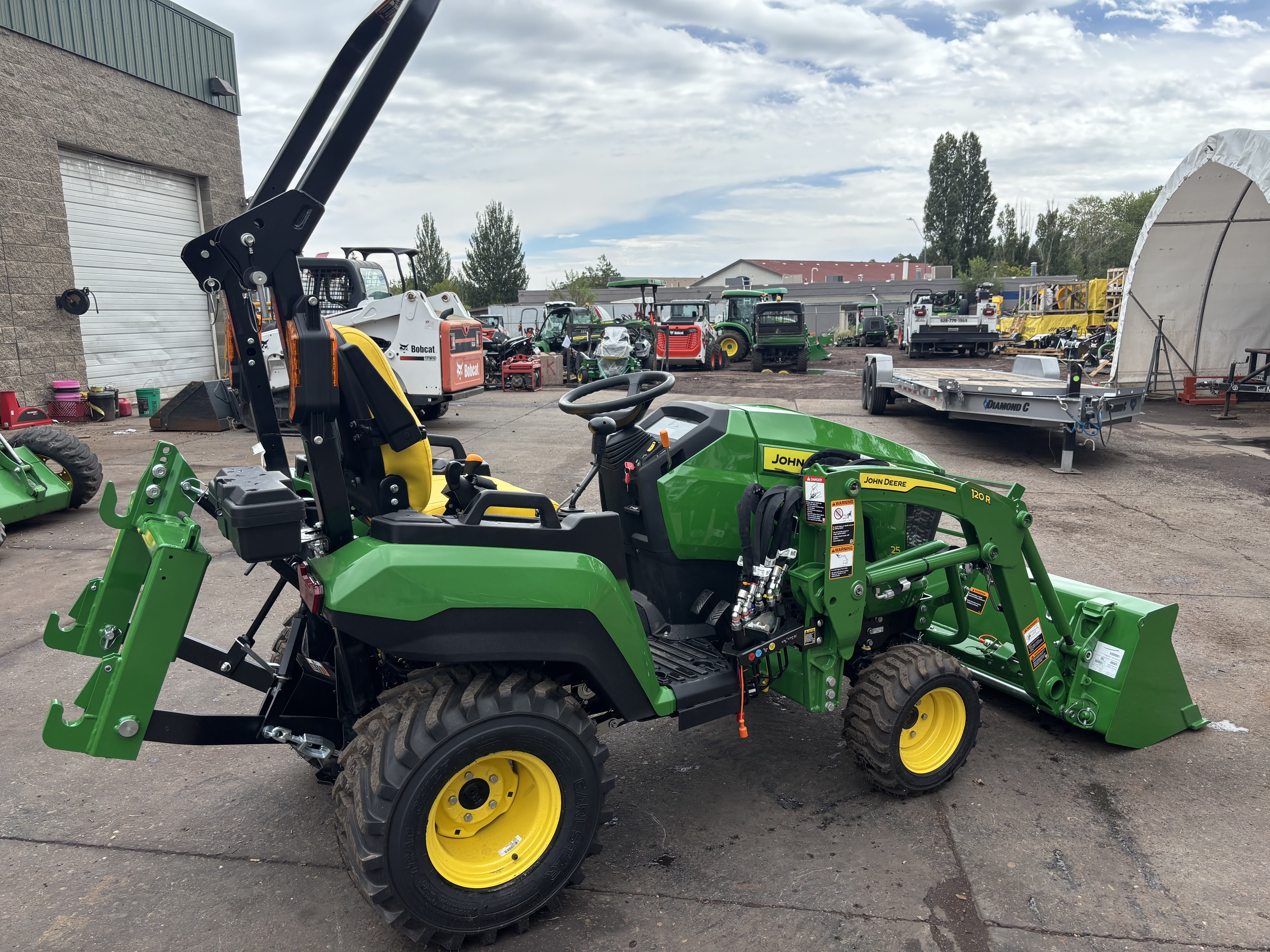 2026 John Deere 1M 25
