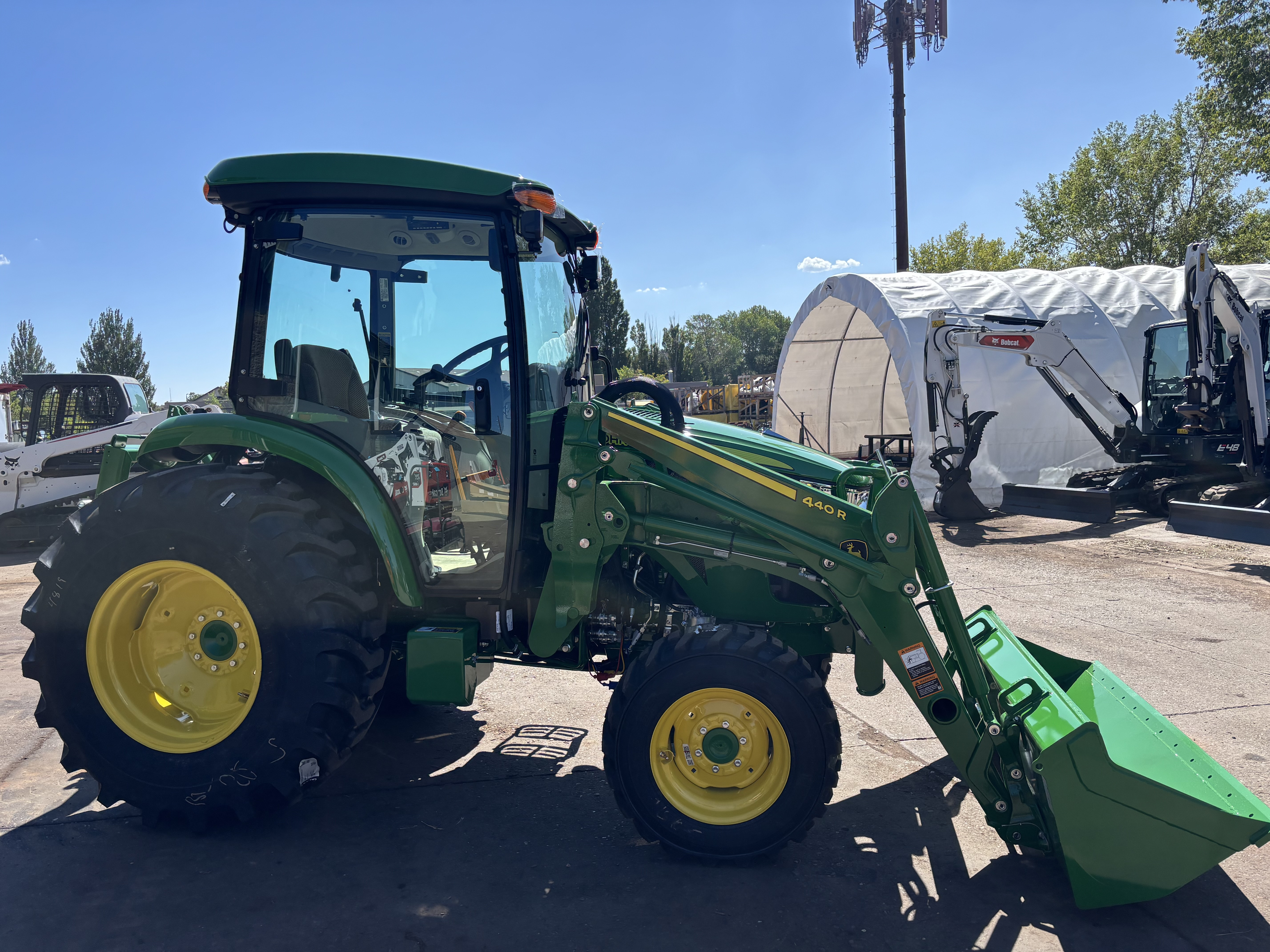 2026 John Deere 4044R