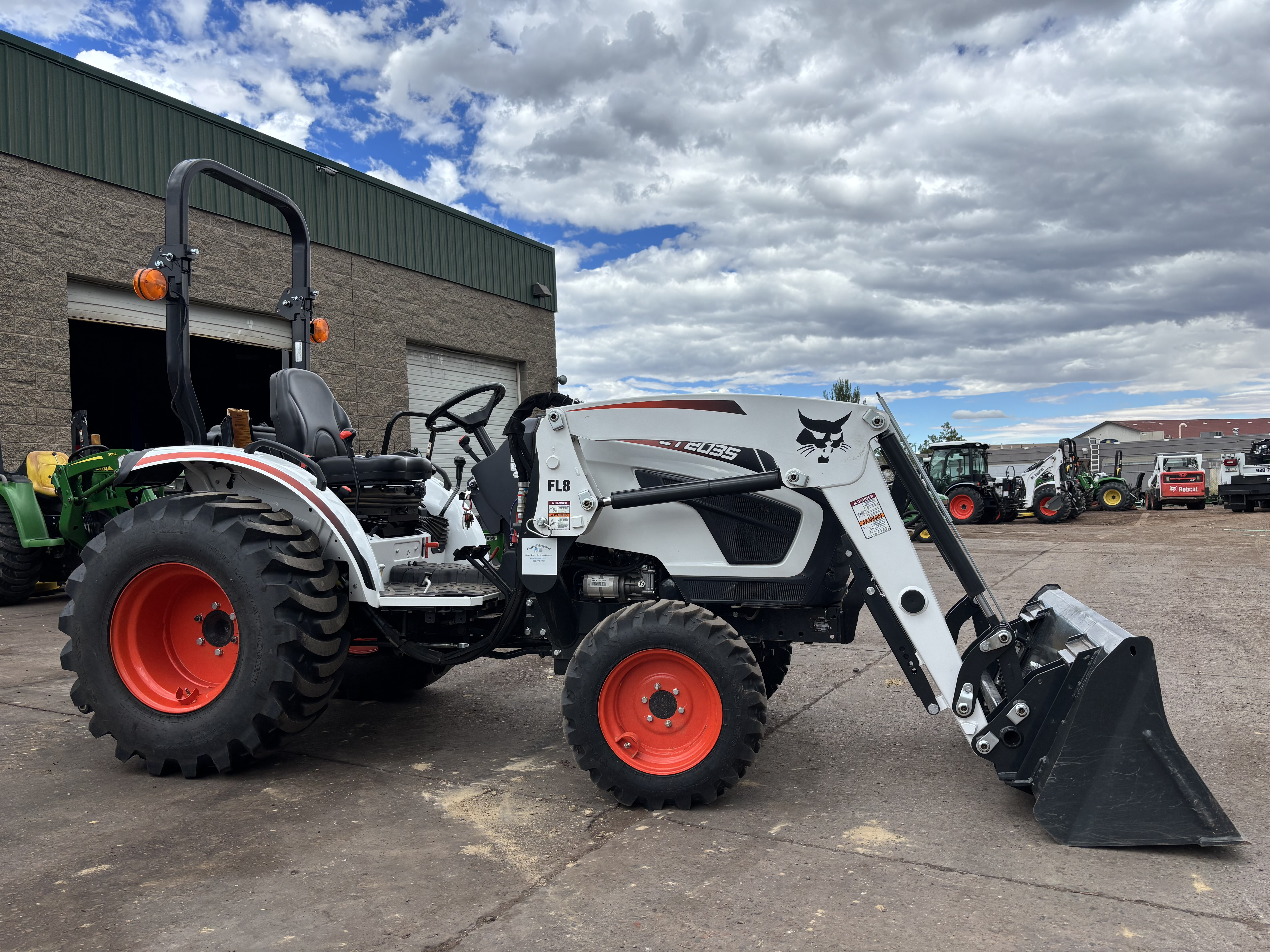 2023 Bobcat CT2035 MST