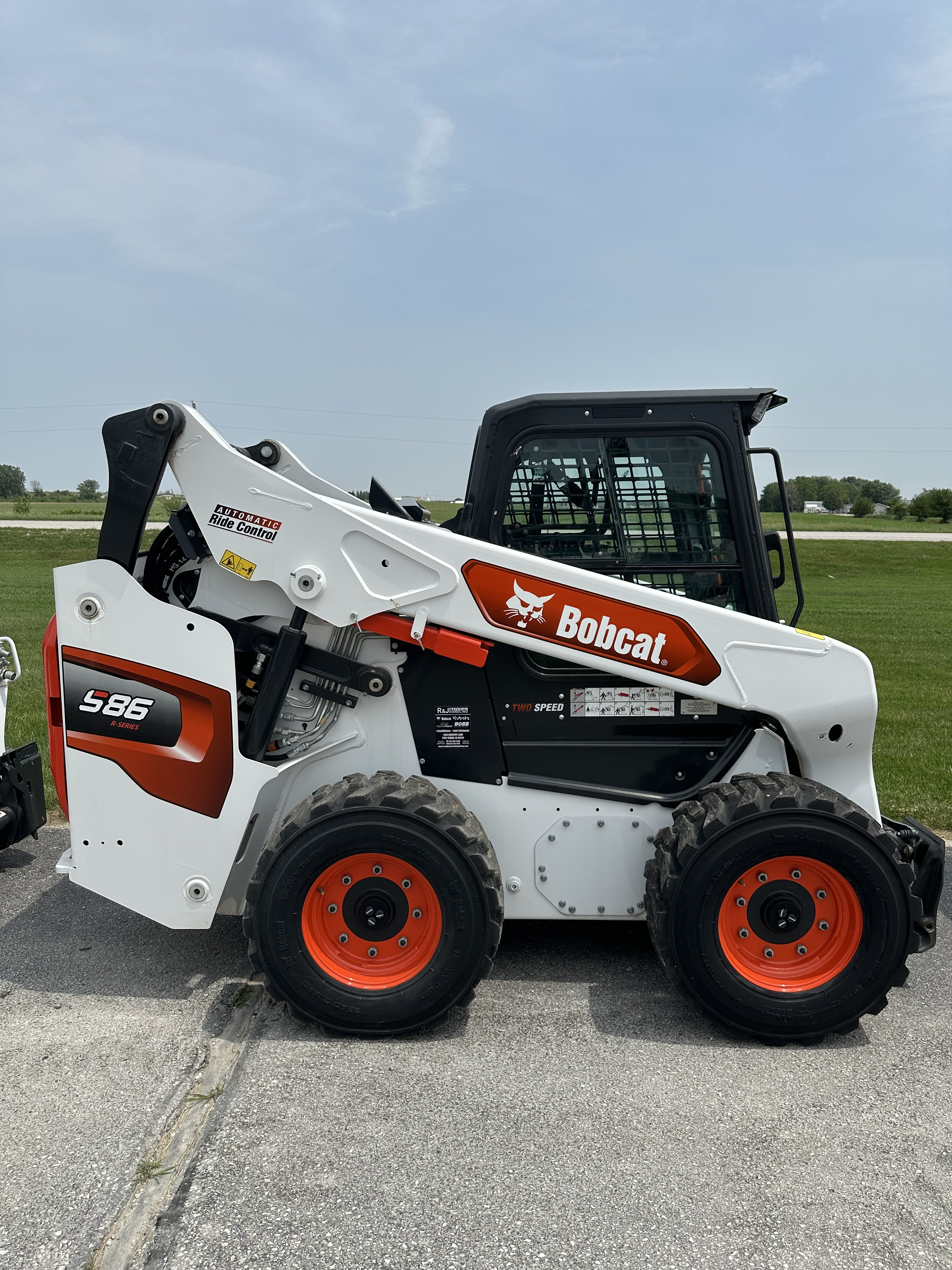 2025 Bobcat S86