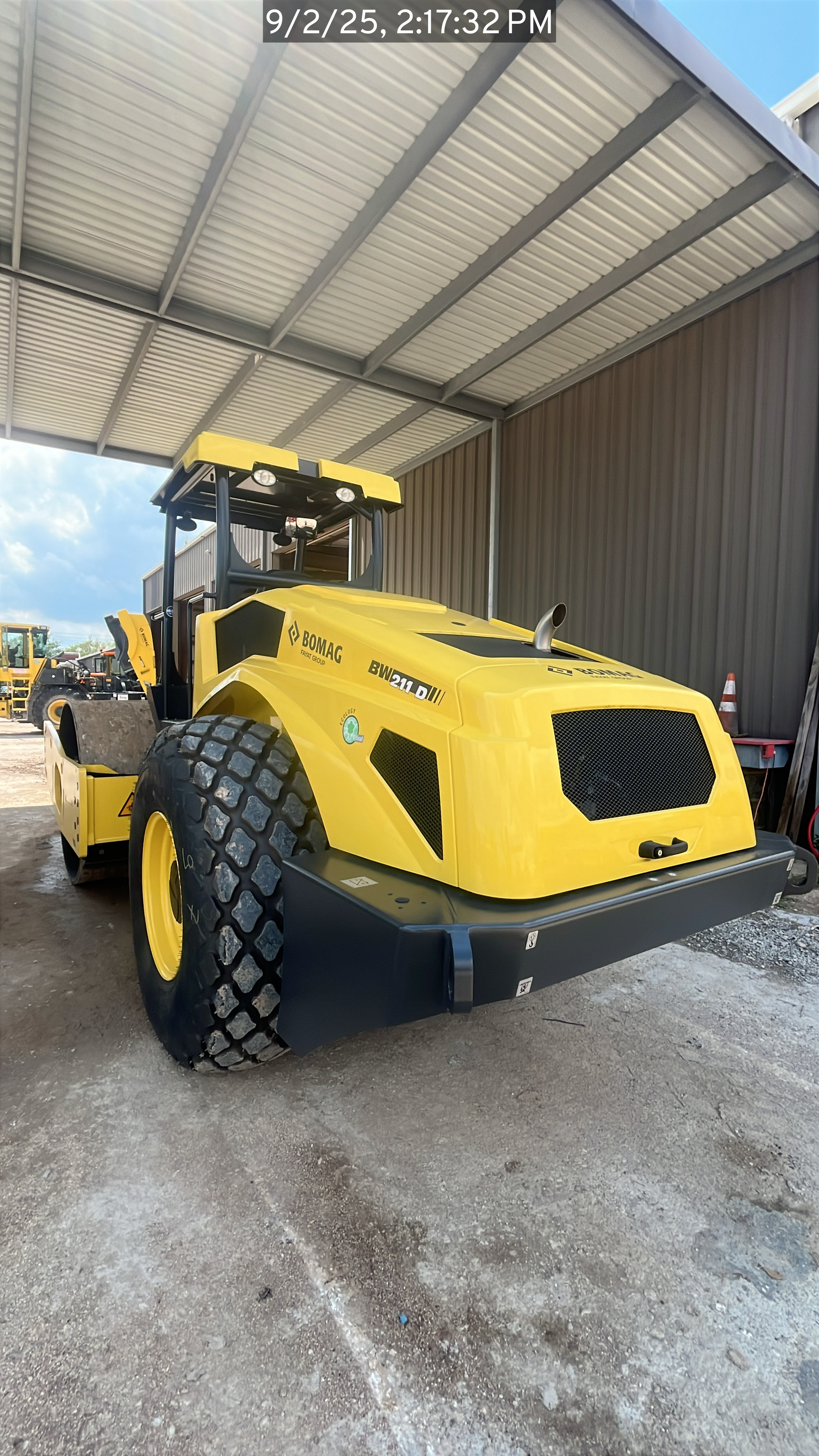 Photo of a 2025 Bomag BW211D-5