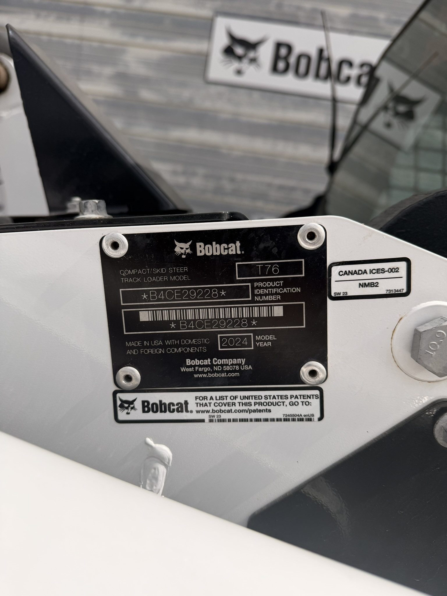 2024 Bobcat T76