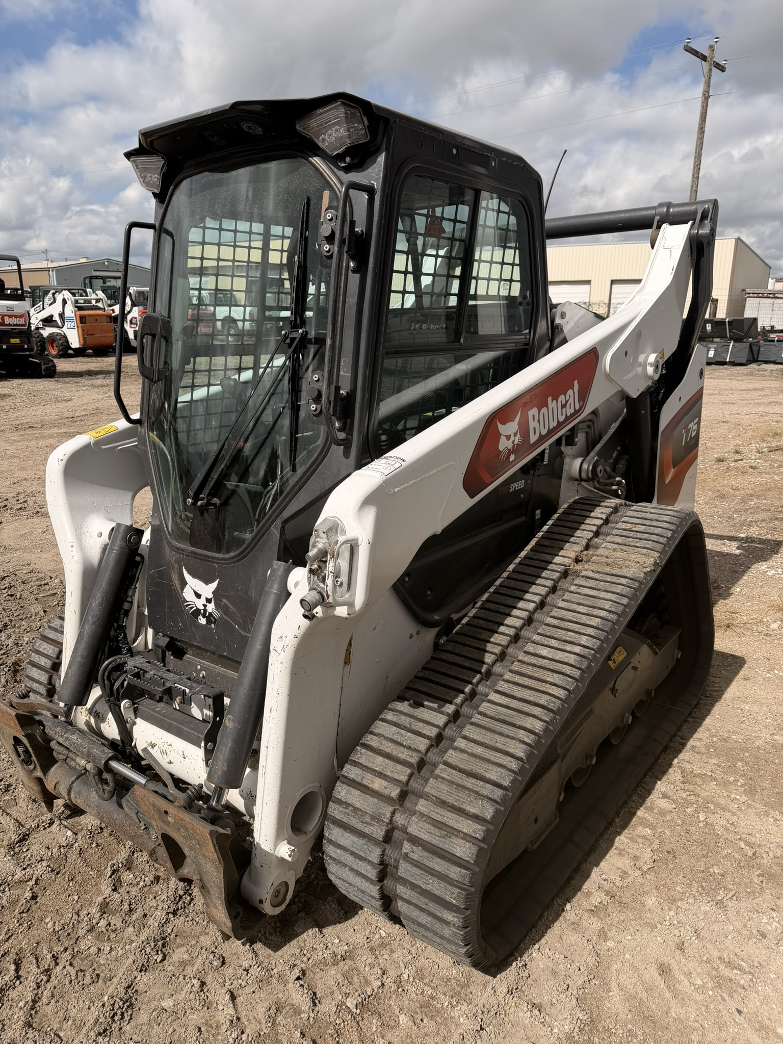 2024 Bobcat T76