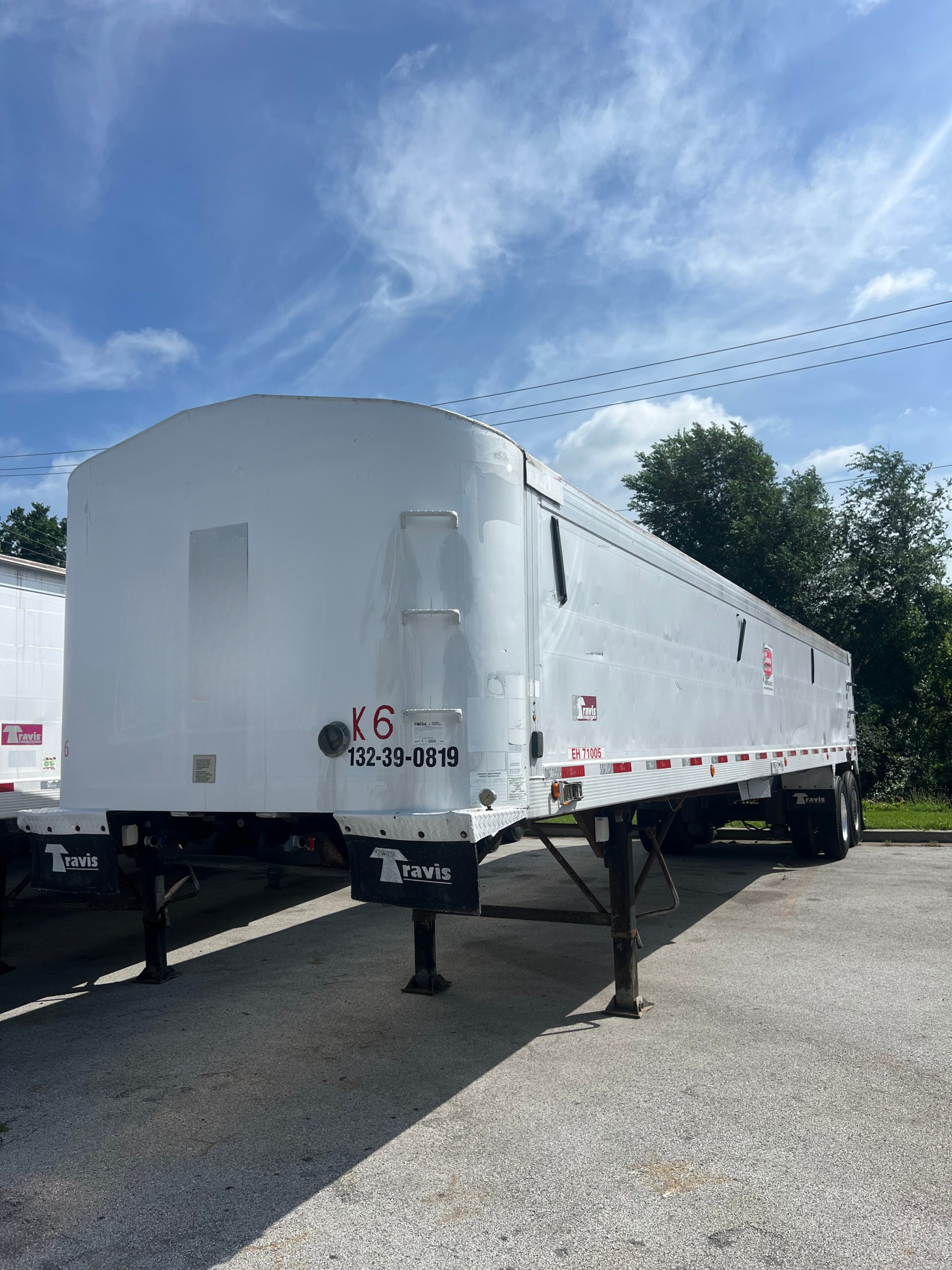 2008 Travis Trailers End Dump