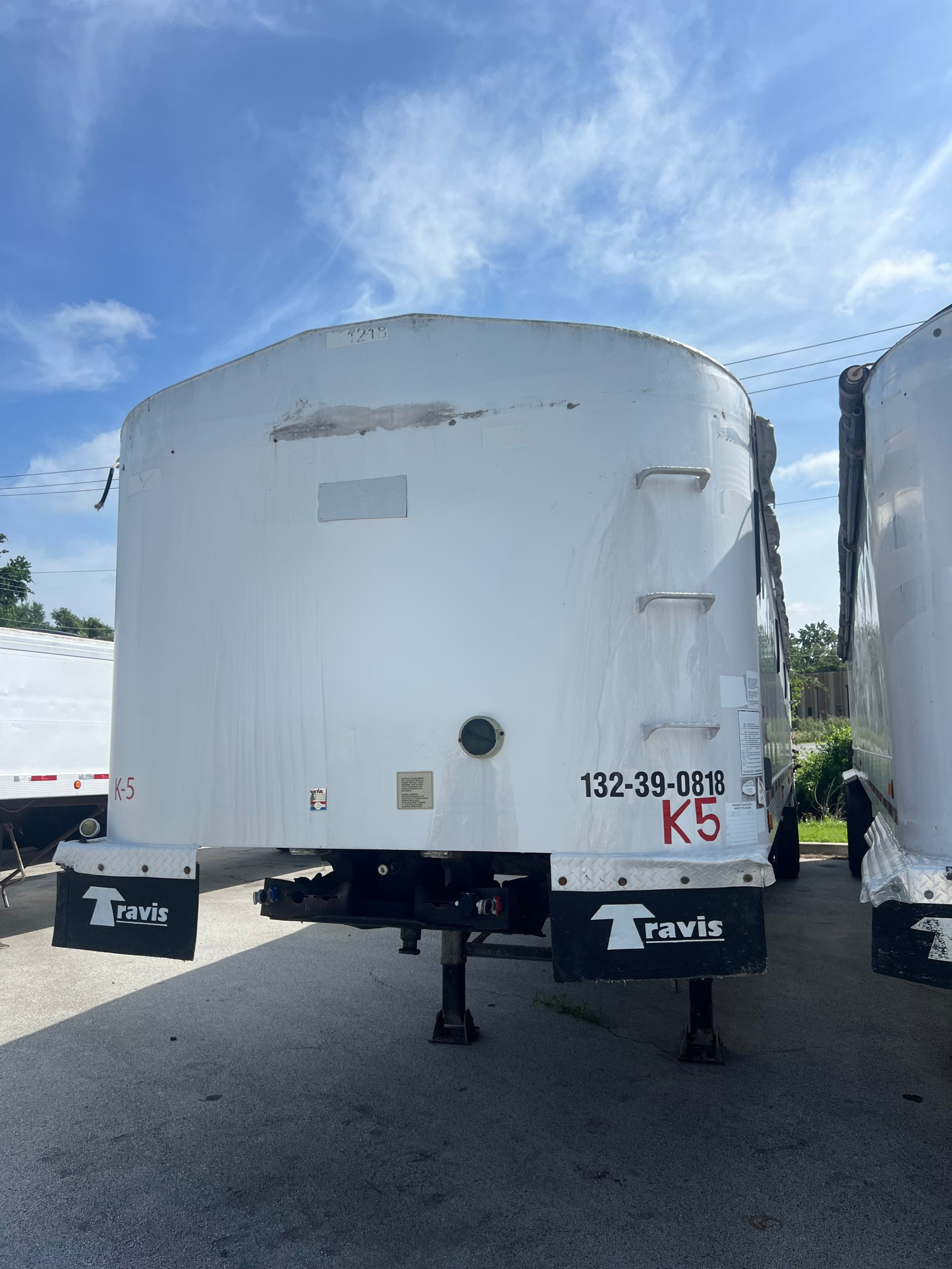 2008 Travis Trailers End Dump