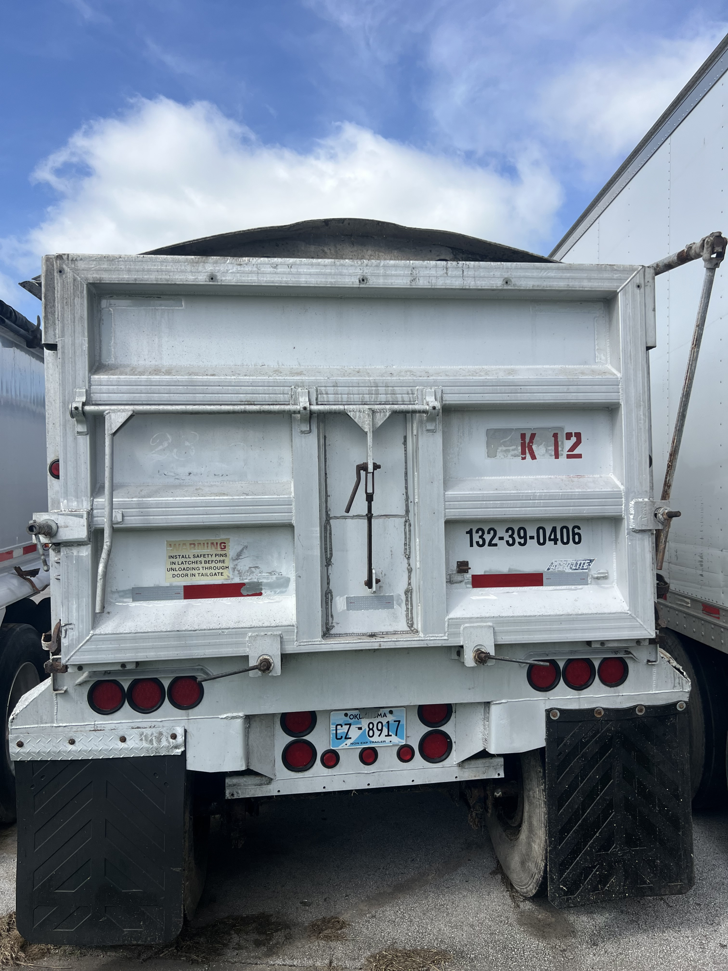 2004 Travis Trailers End Dump