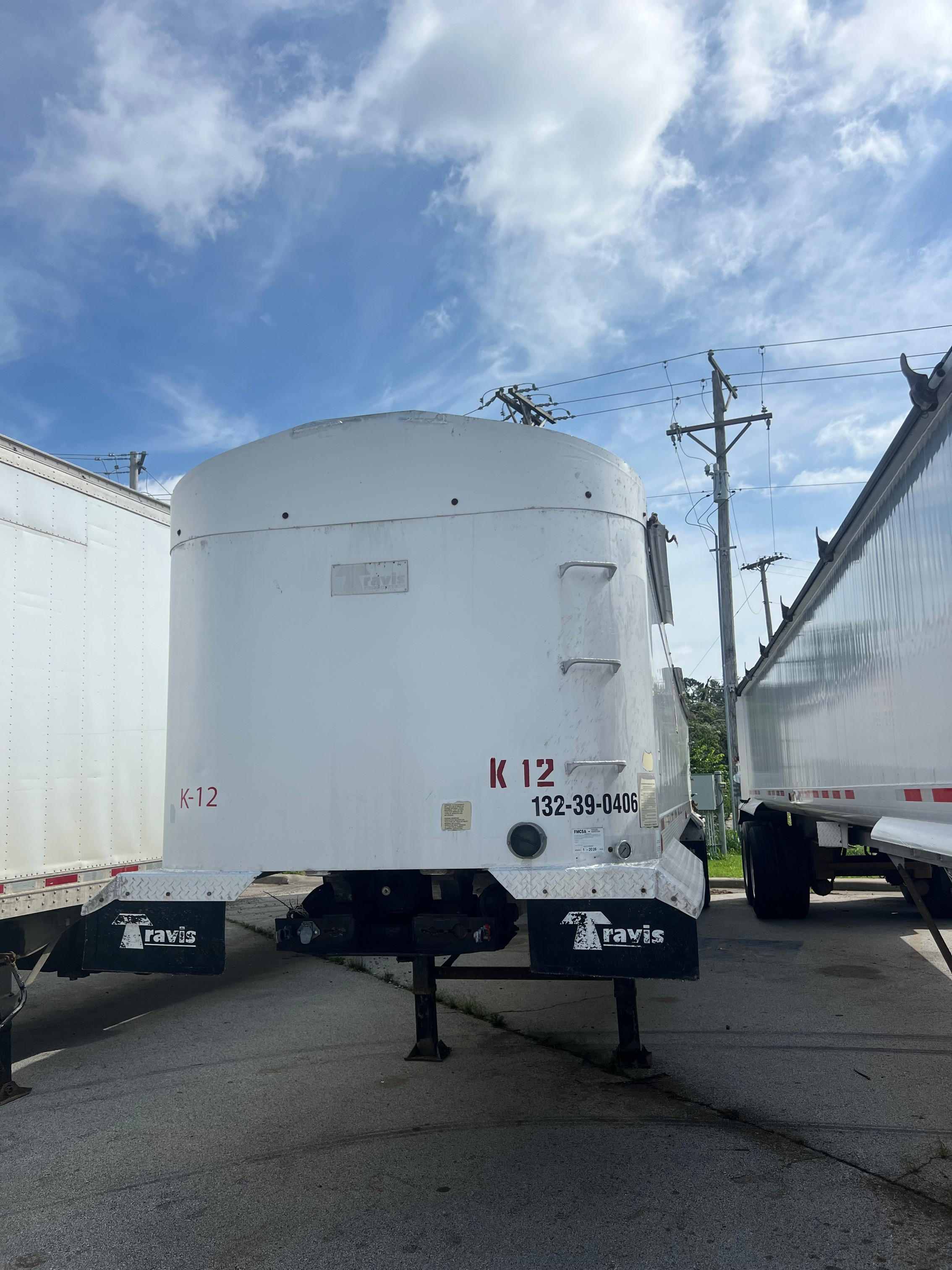 2004 Travis Trailers End Dump