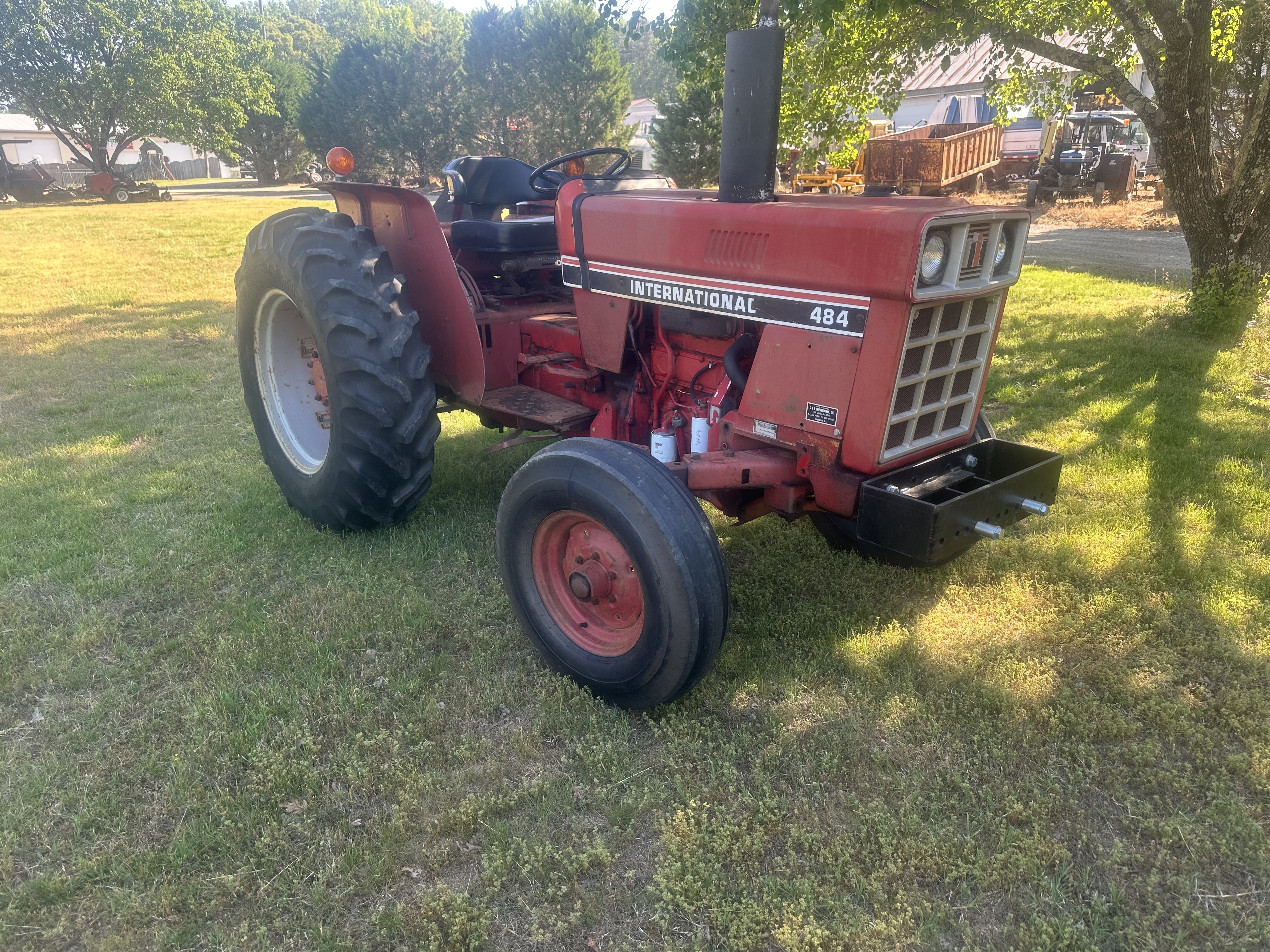 Photo of a  International 484