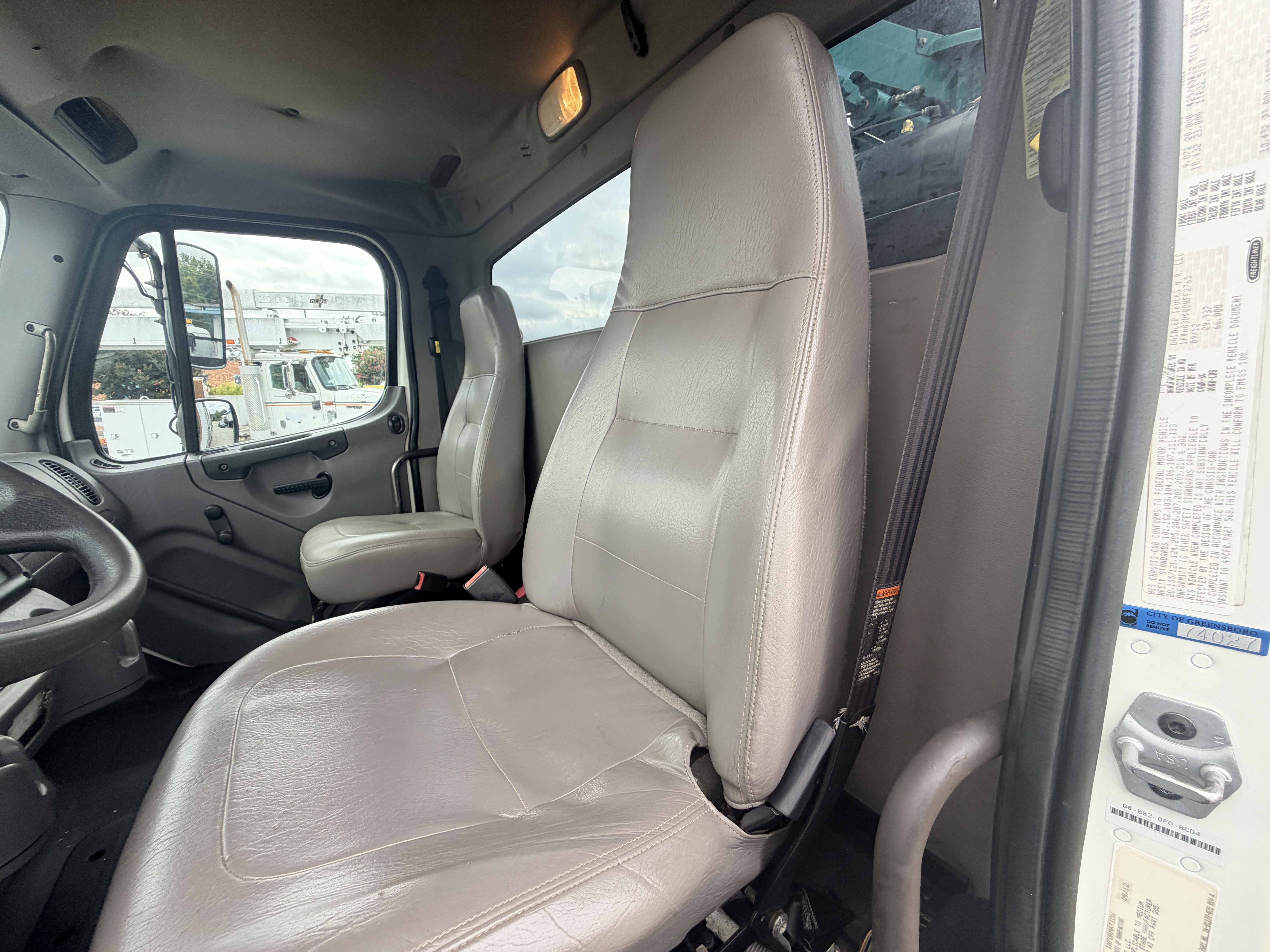 2013 Freightliner 114 SD