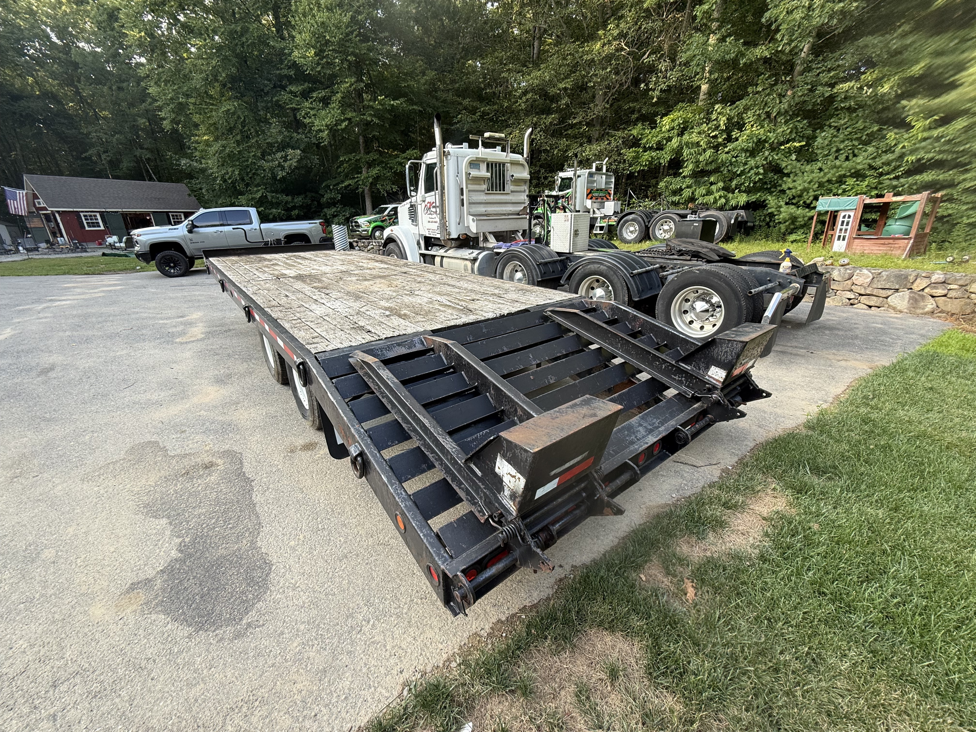 2010 Towmaster T-20