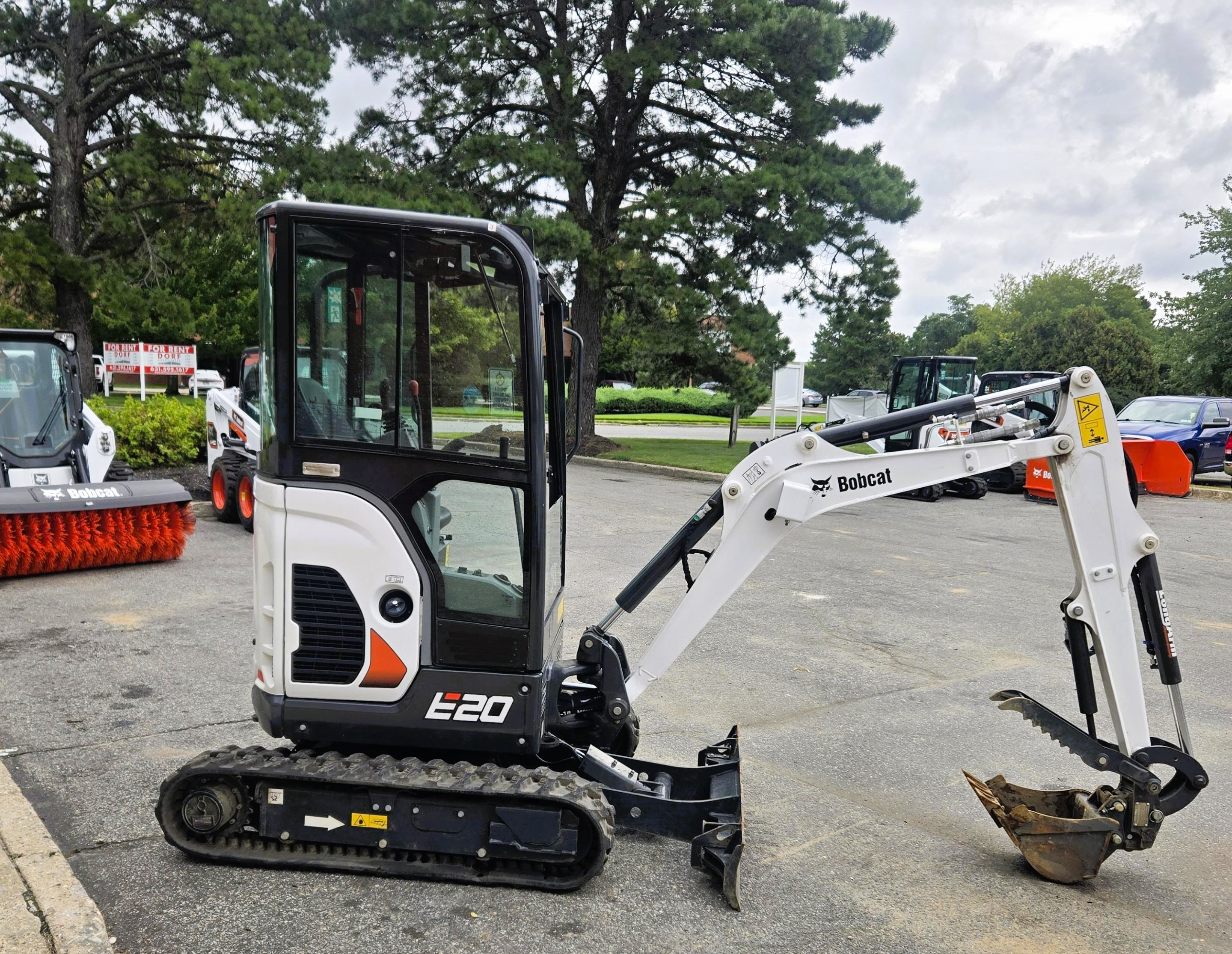 2024 Bobcat E20