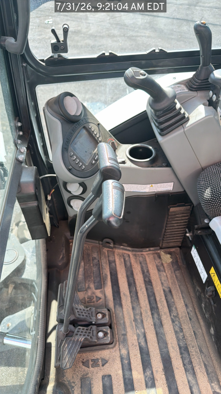 2024 Bobcat E40