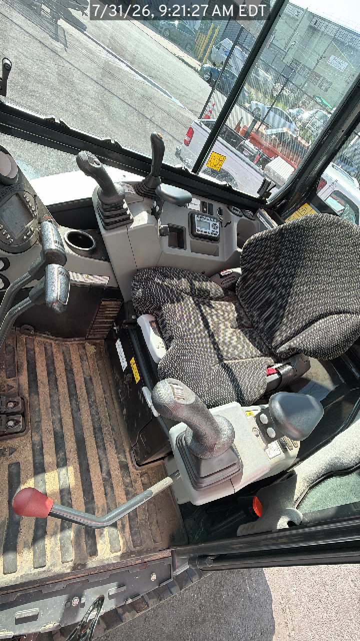 2024 Bobcat E40