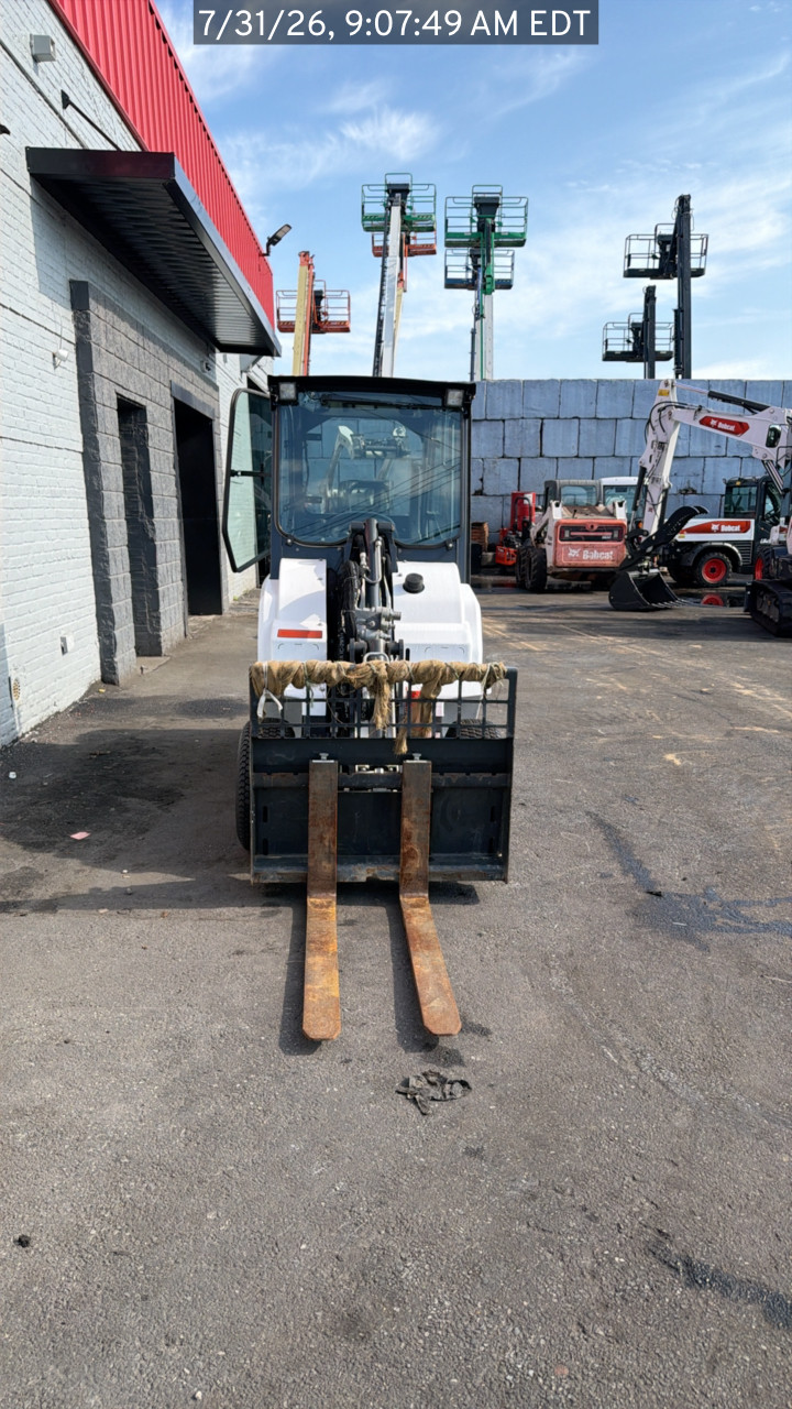2023 Bobcat L28