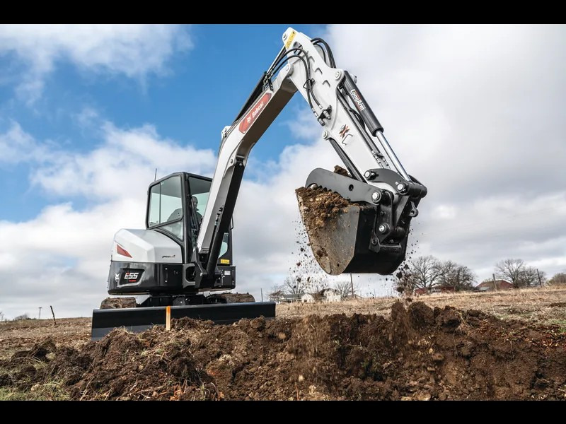 Photo of a 2026 Bobcat E55 CAB DLX LA CLMP H&S