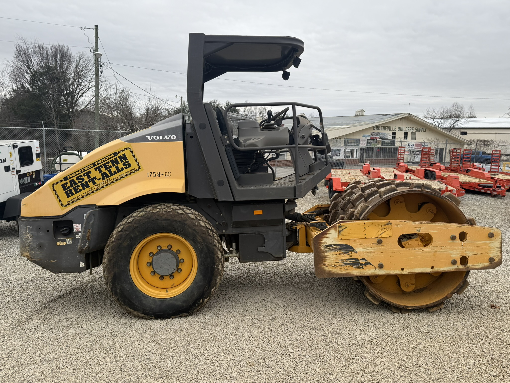 Photo of a 2015 Volvo SD75