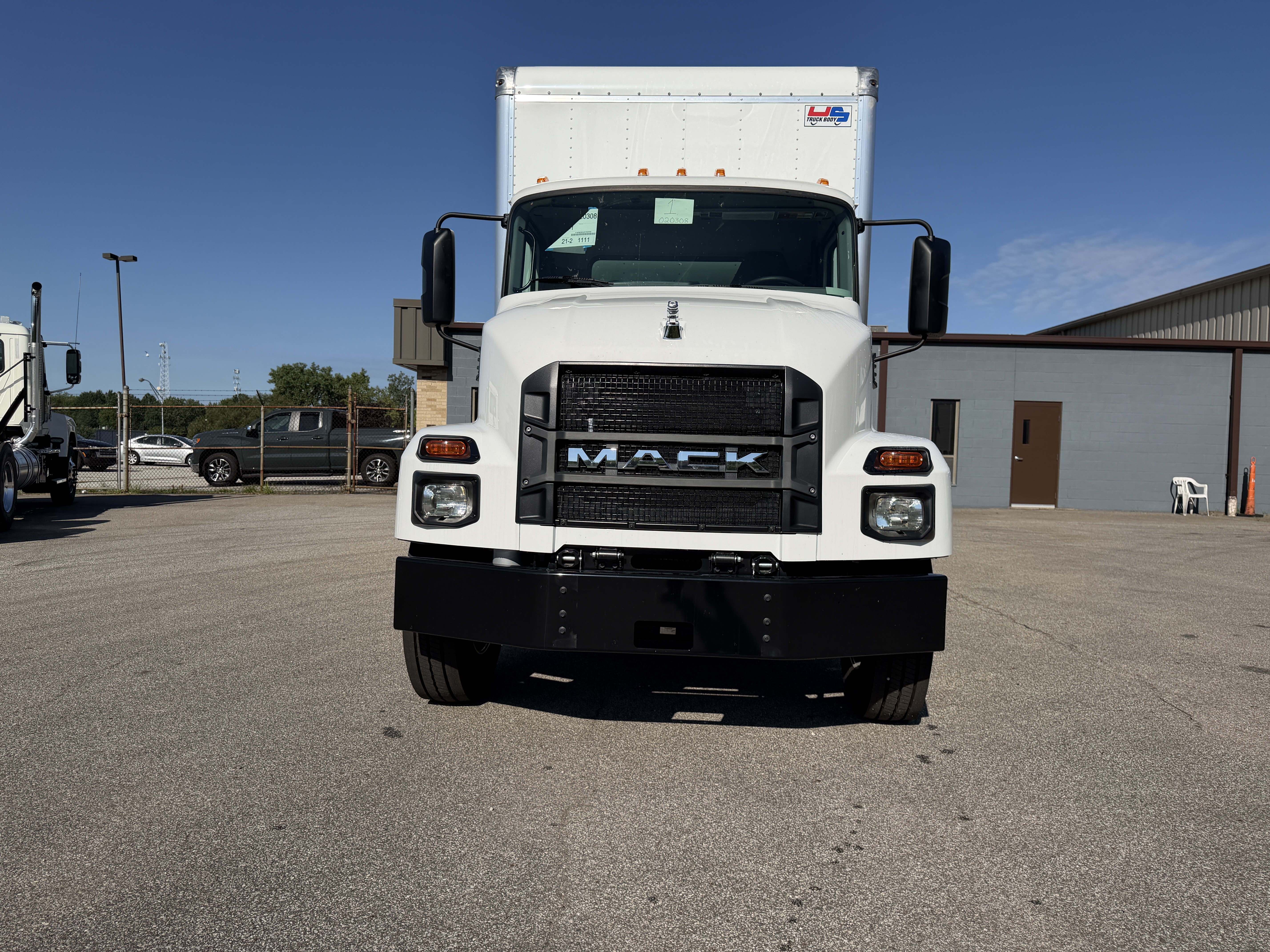 2027 Mack MD6