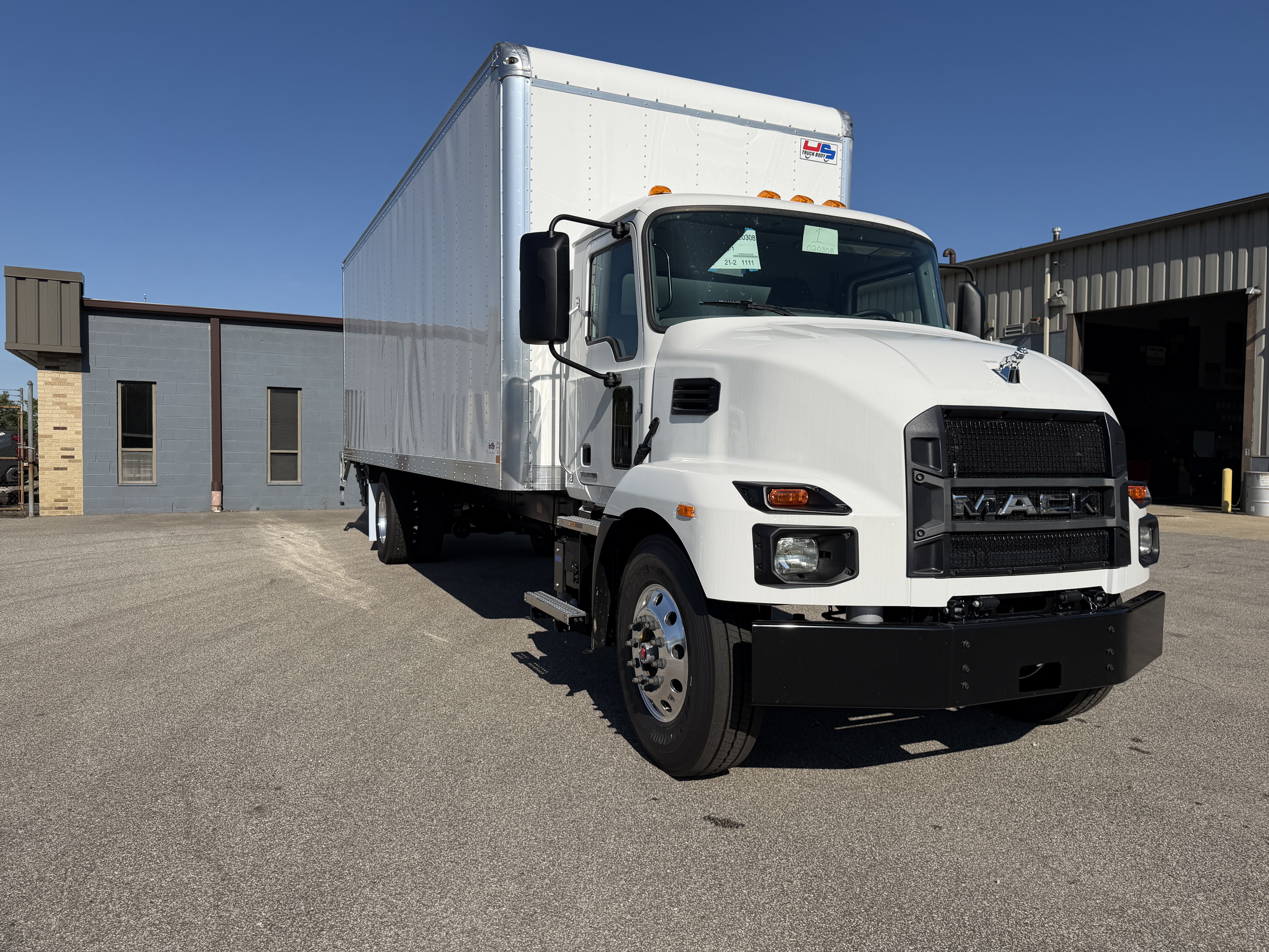 2027 Mack MD6