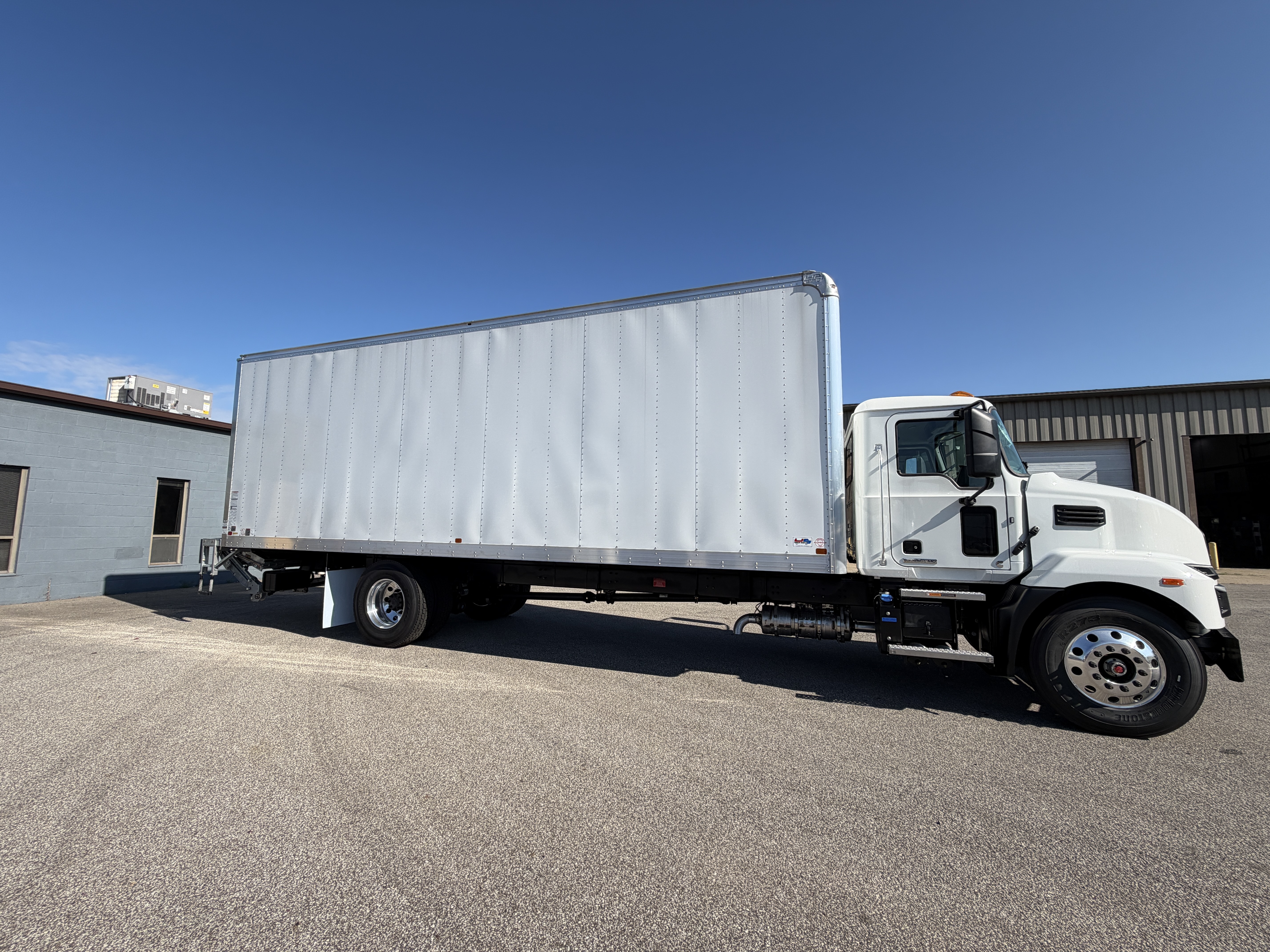 2027 Mack MD6
