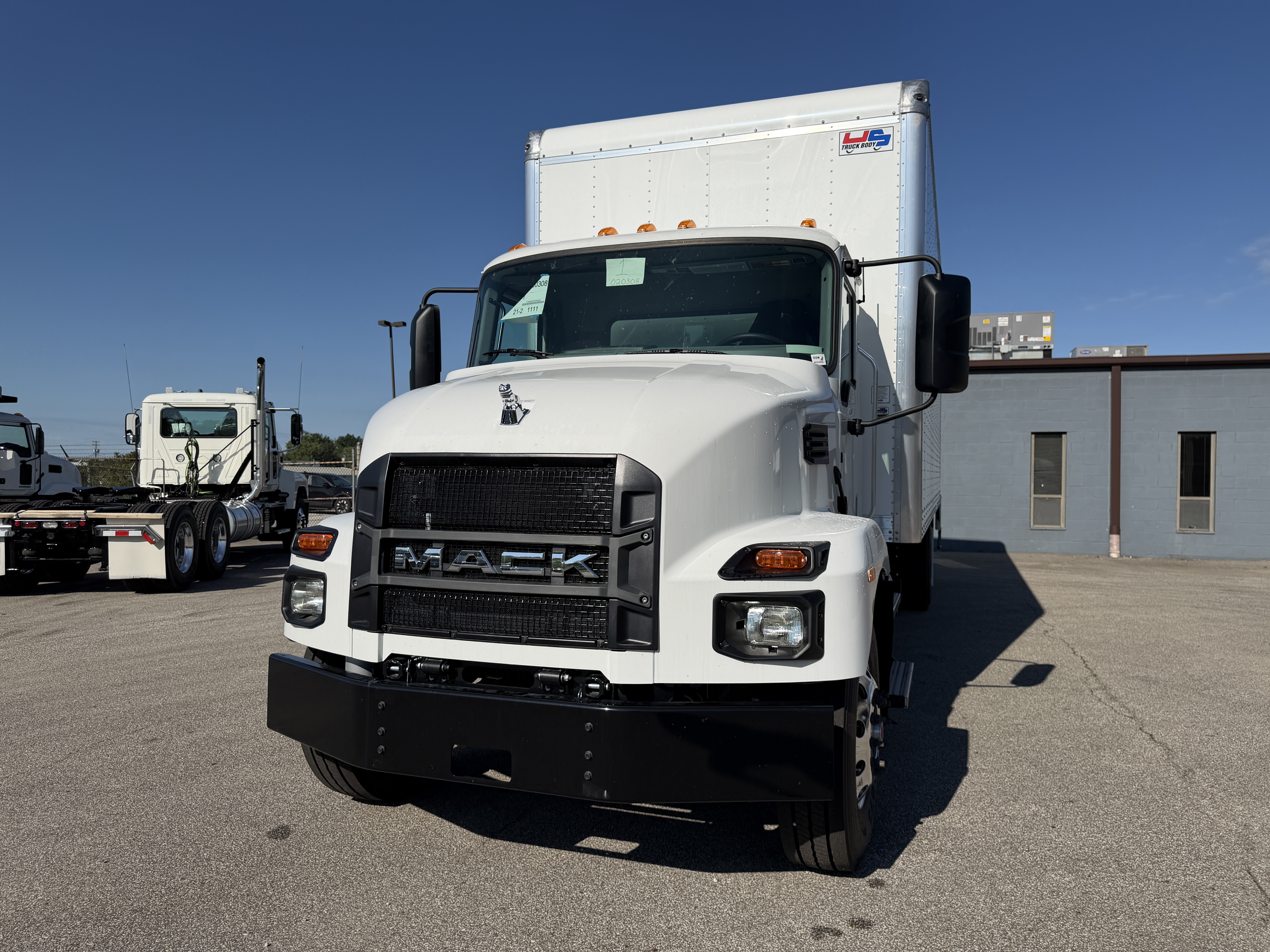 2027 Mack MD6