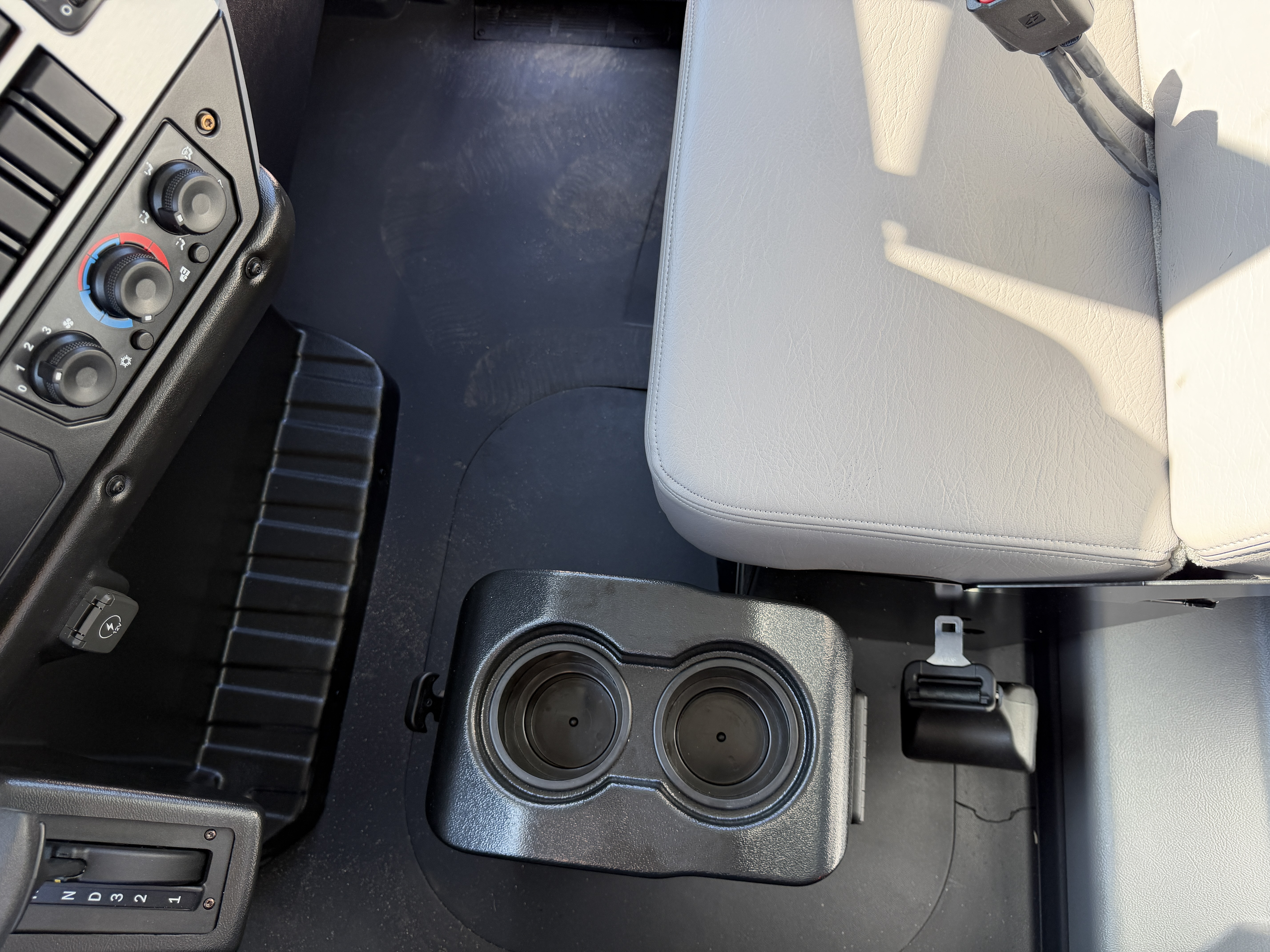 2027 Mack MD6