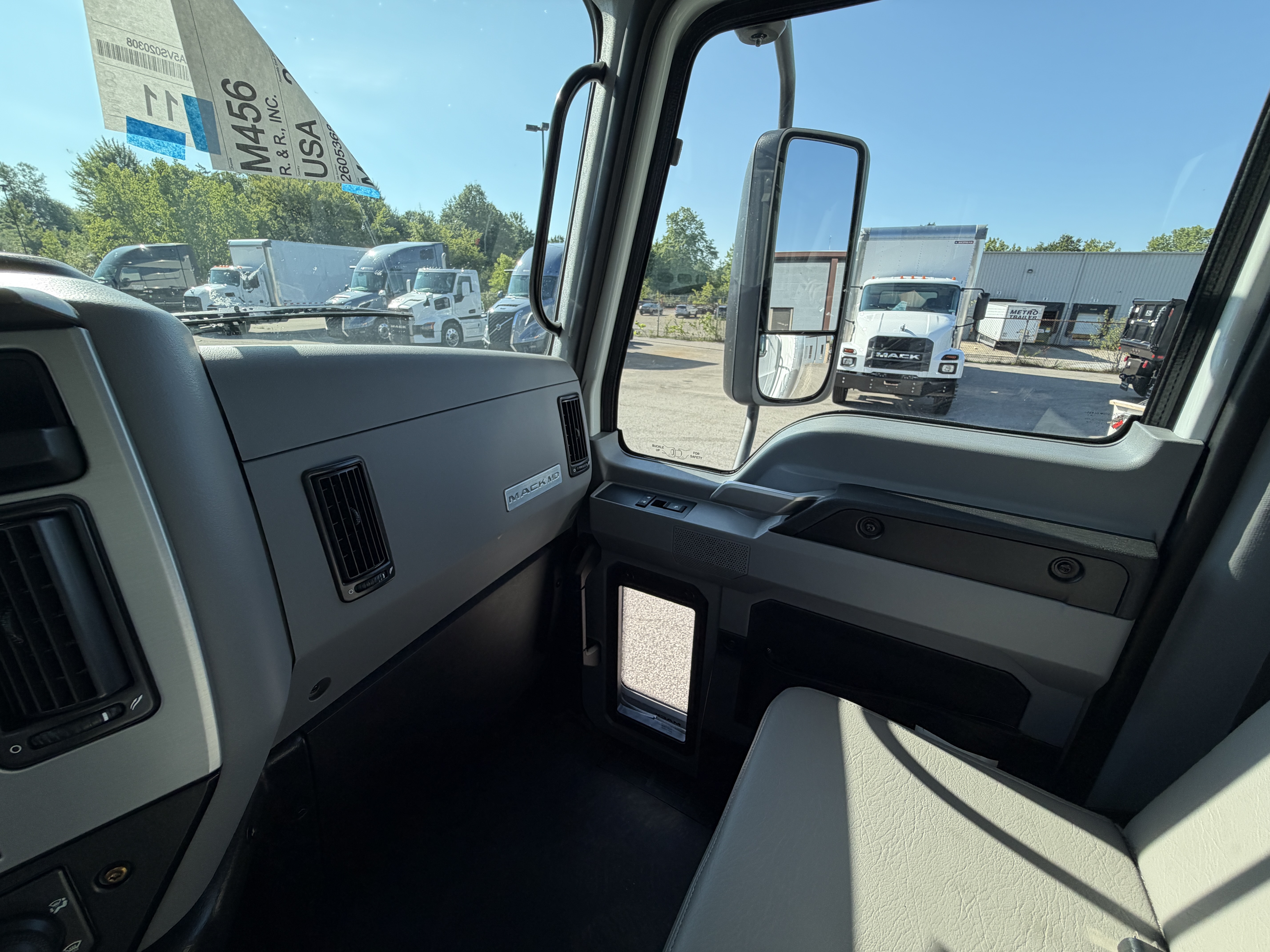 2027 Mack MD6
