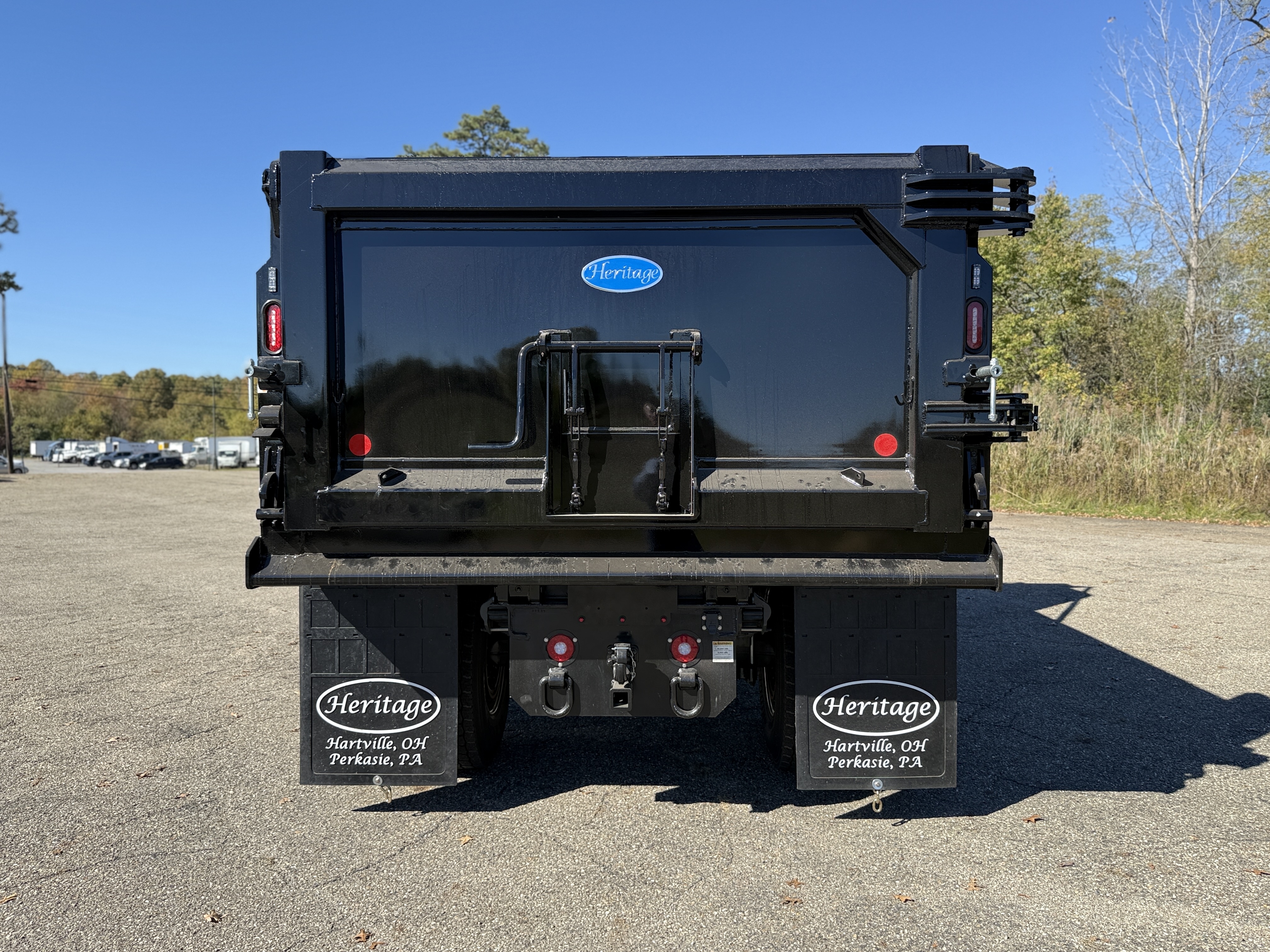 2027 Mack MD7