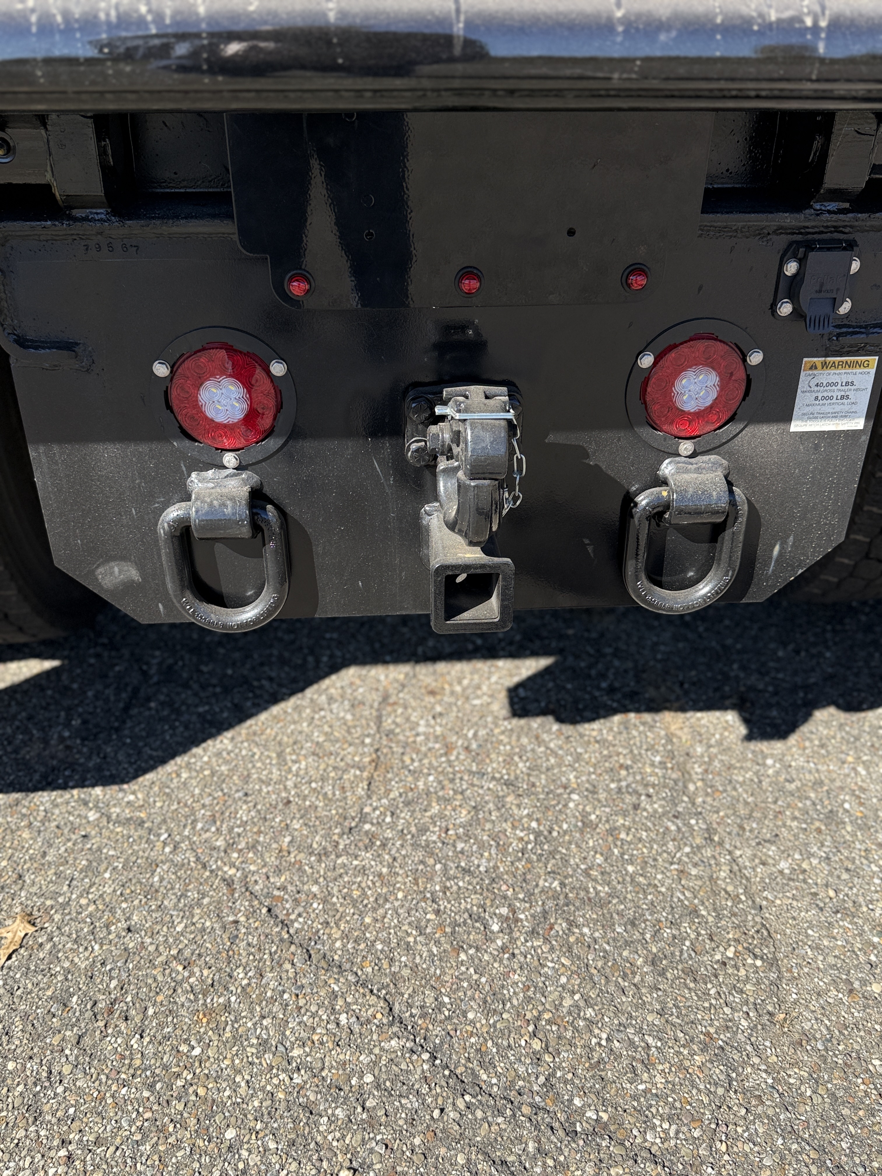 2027 Mack MD7