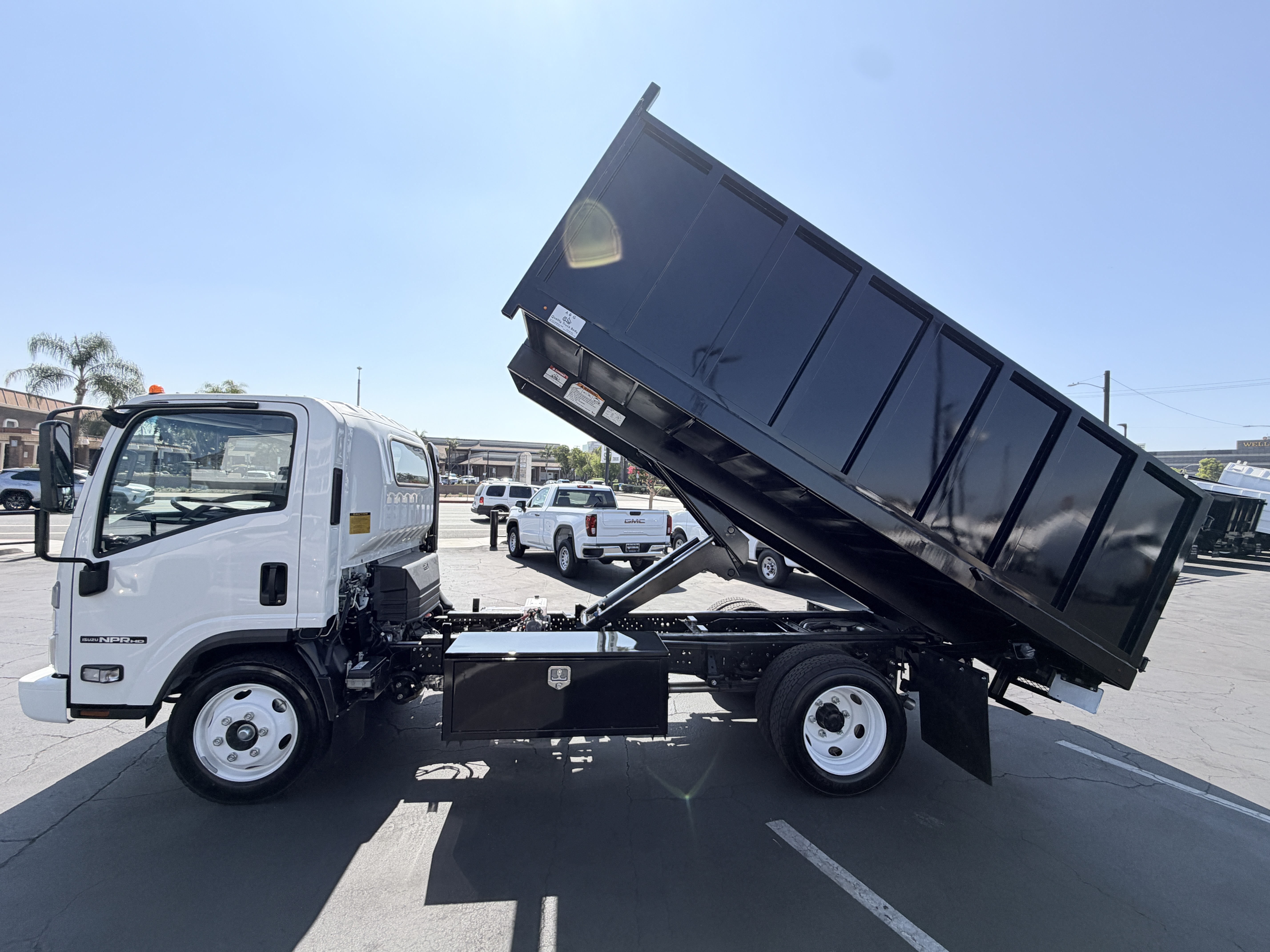 2026 Isuzu NPR HD GAS