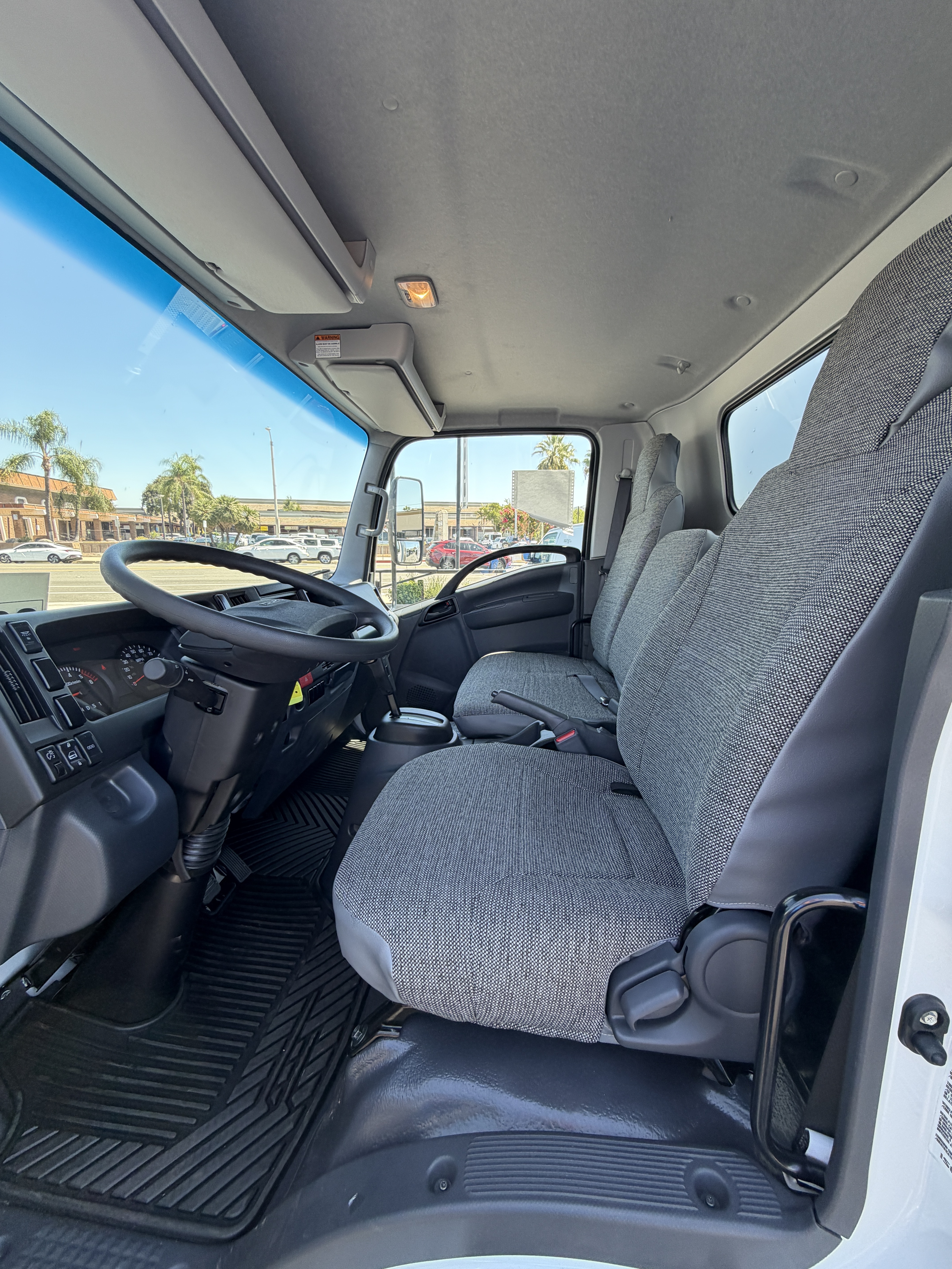 2026 Isuzu NPR HD GAS 18'