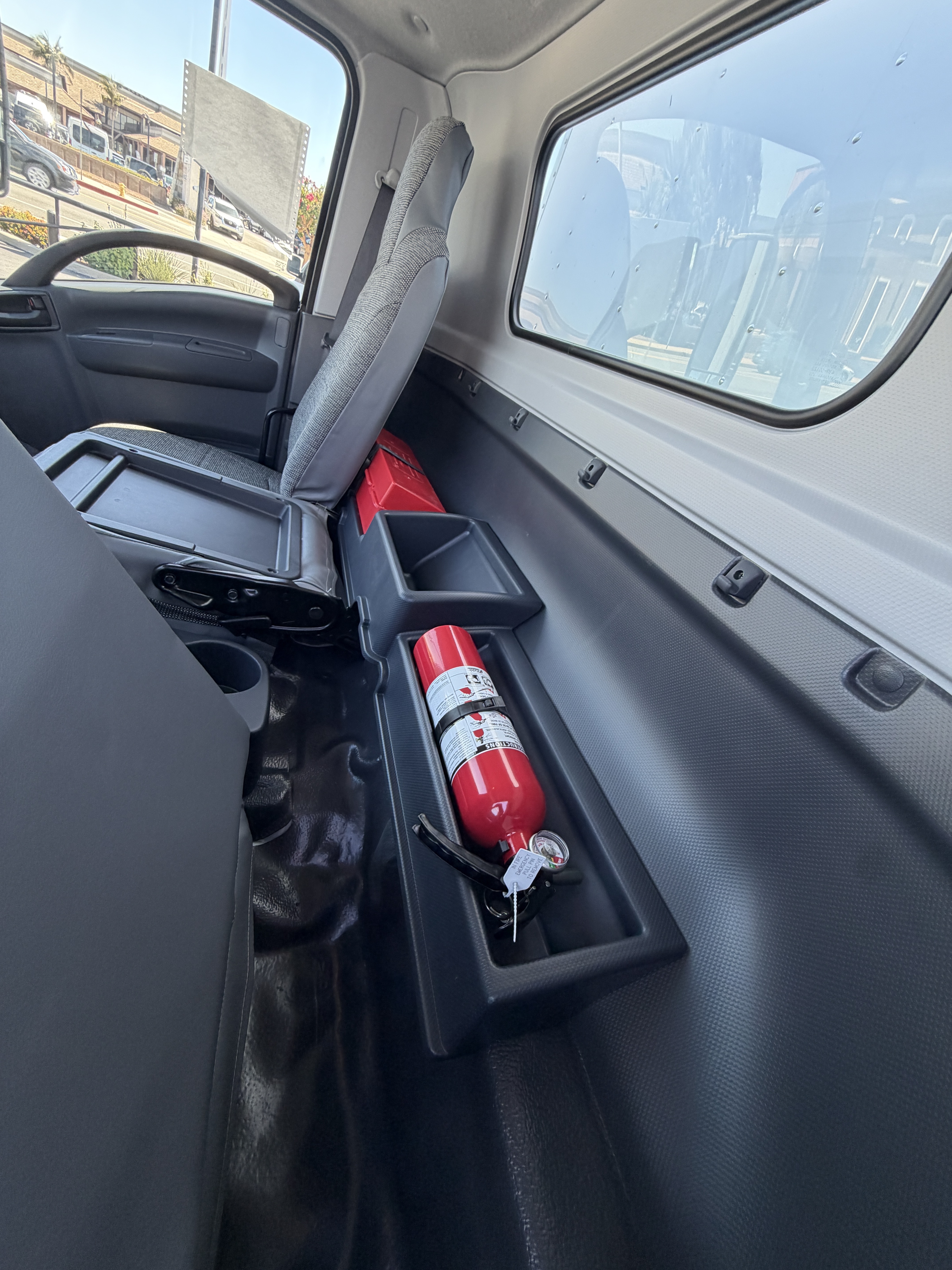 2026 Isuzu NPR HD GAS 18'
