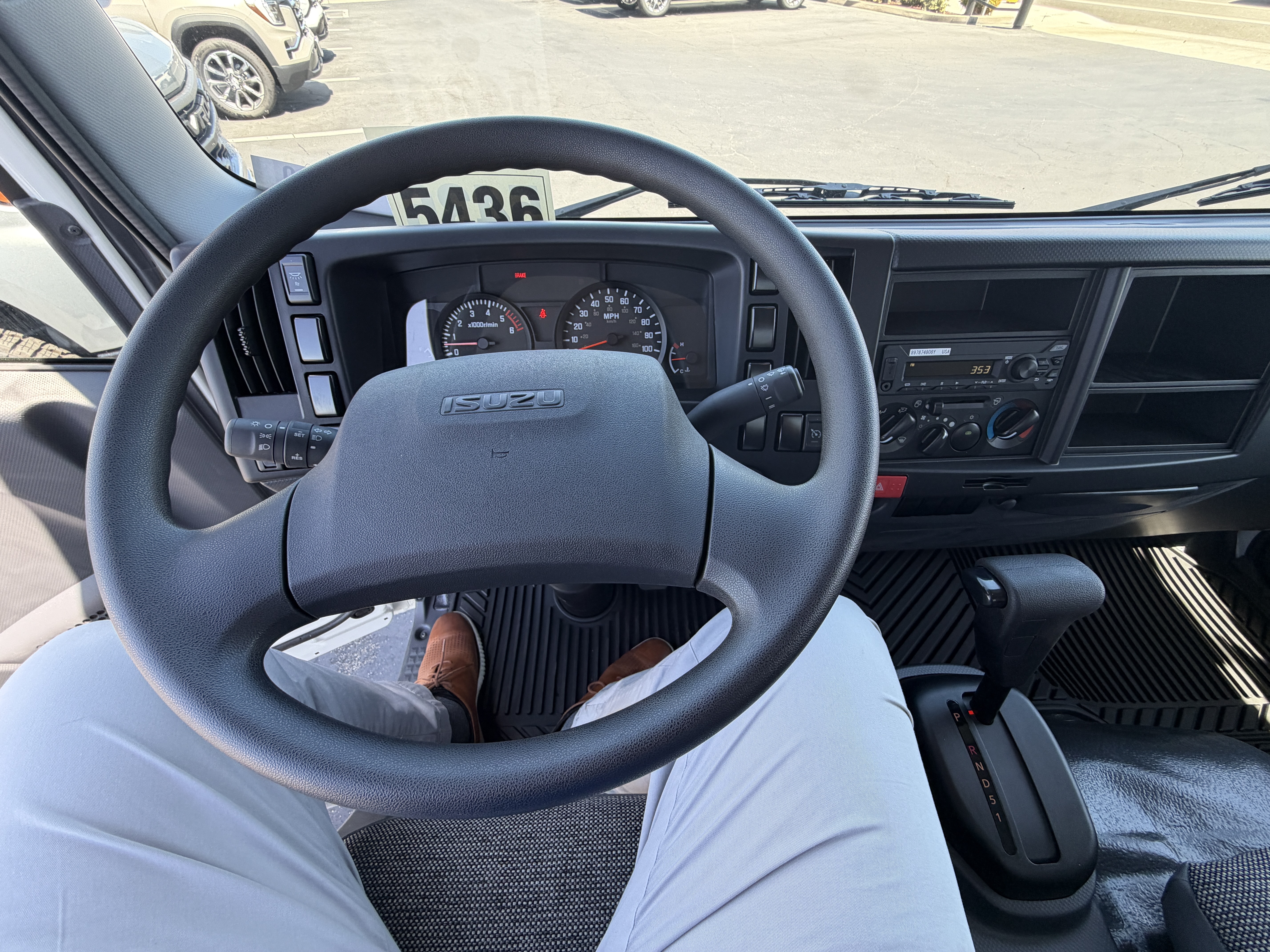 2026 Isuzu NPR HD GAS 18'