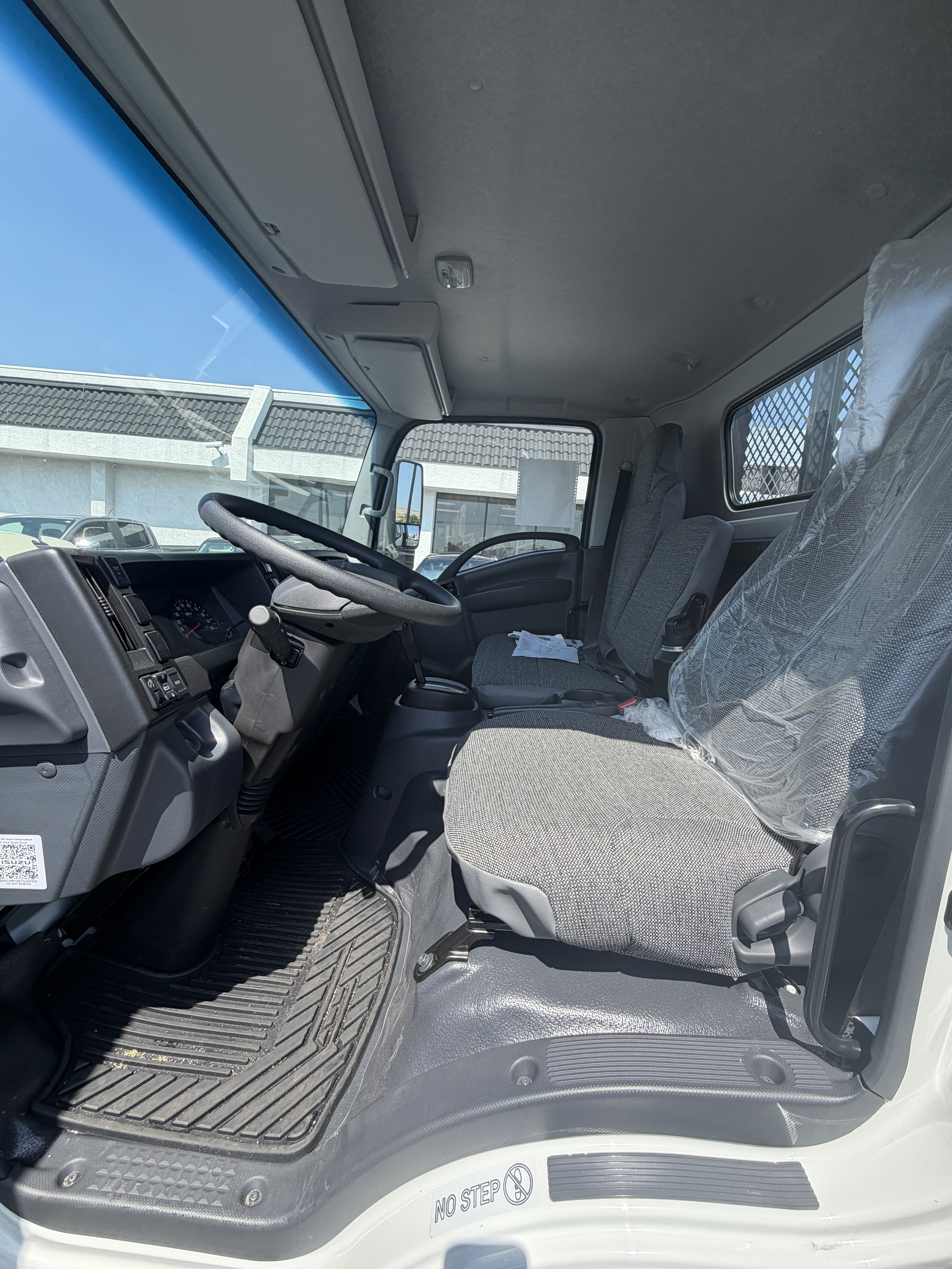 2026 Isuzu NPR HD GAS 16'