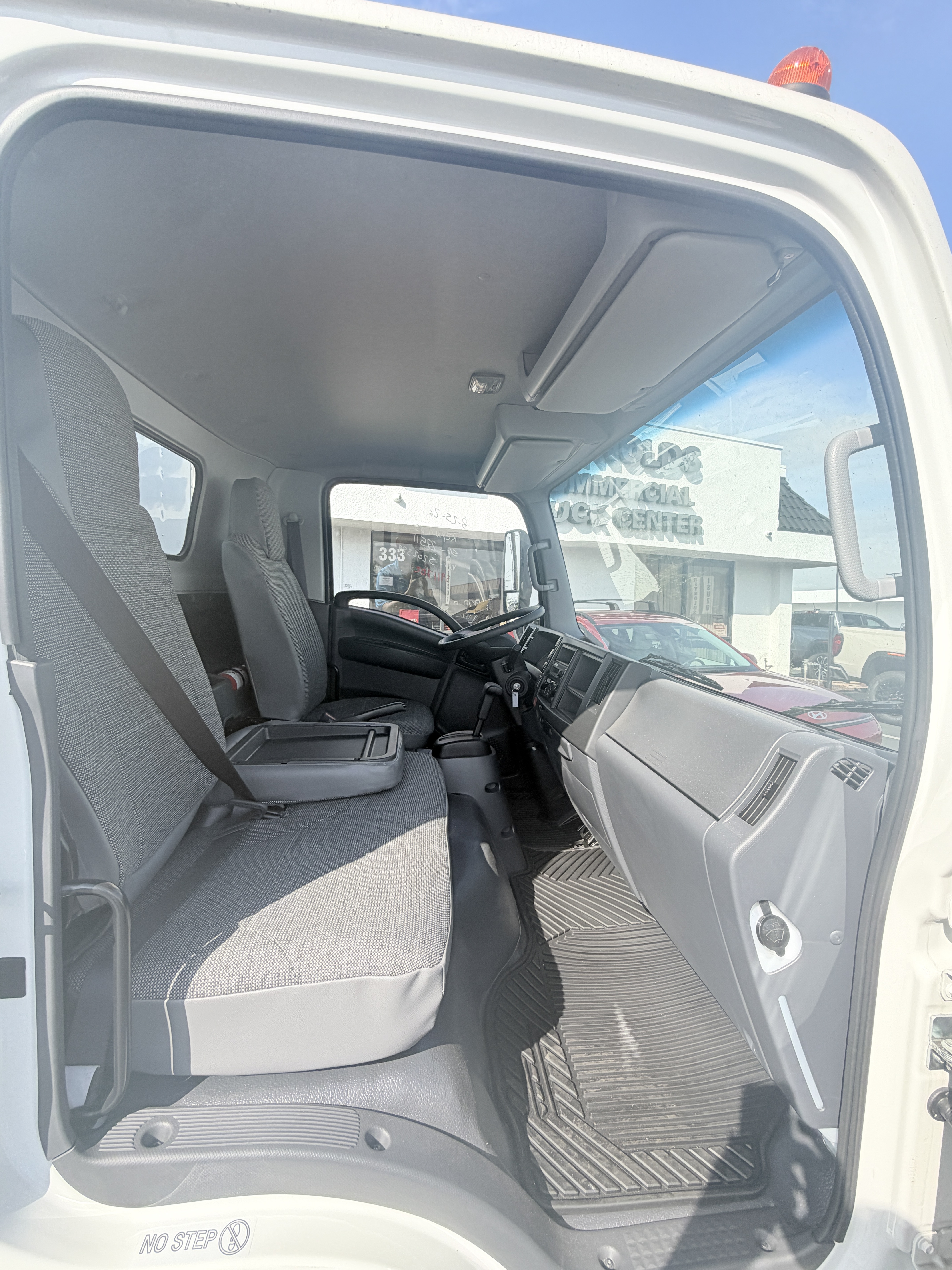 2026 Isuzu NPR HD GAS 16'