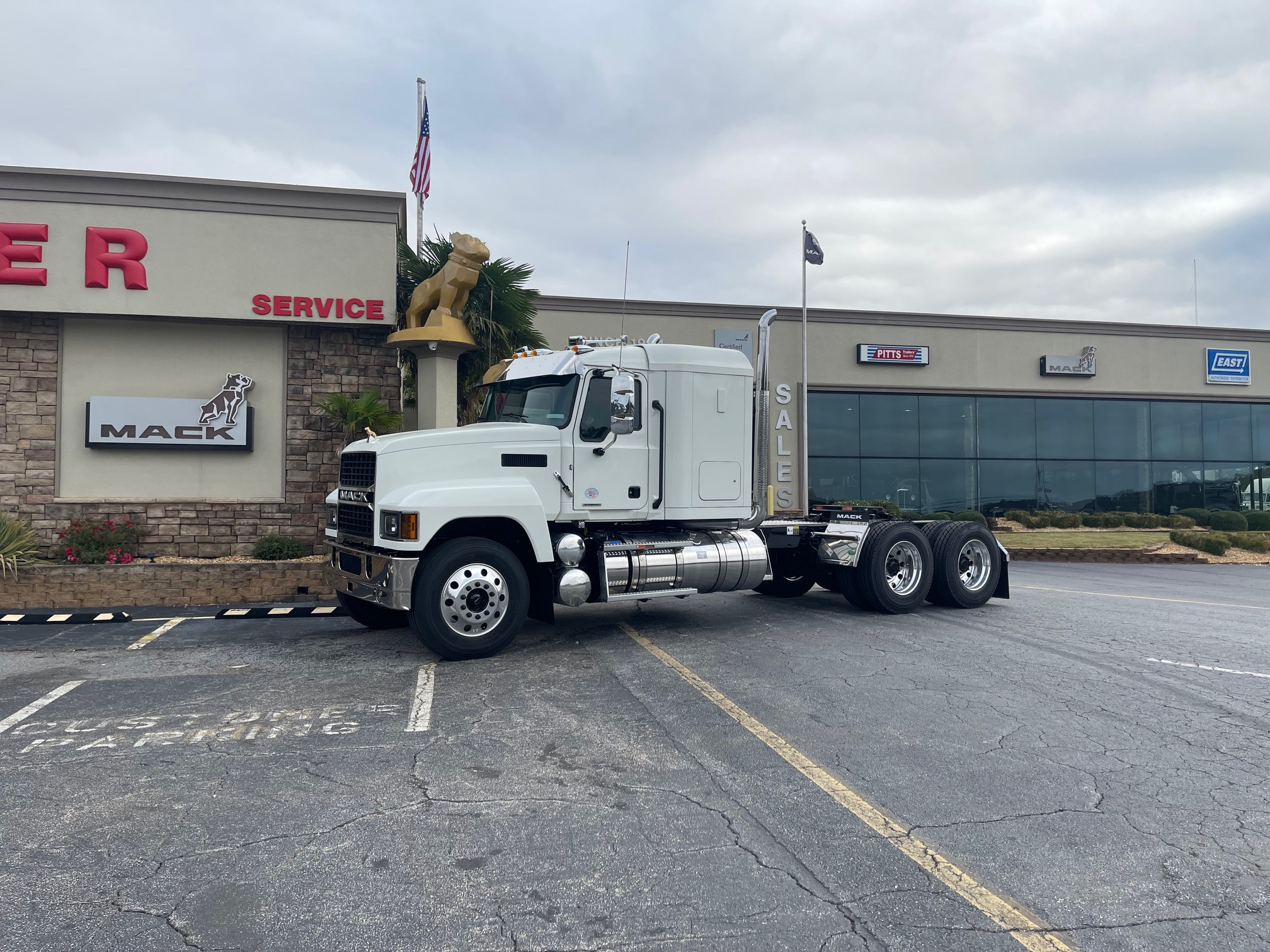 New 2025 Mack PI64T in Gainesville, GA
