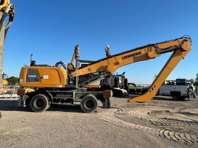 2023 Liebherr LH40M