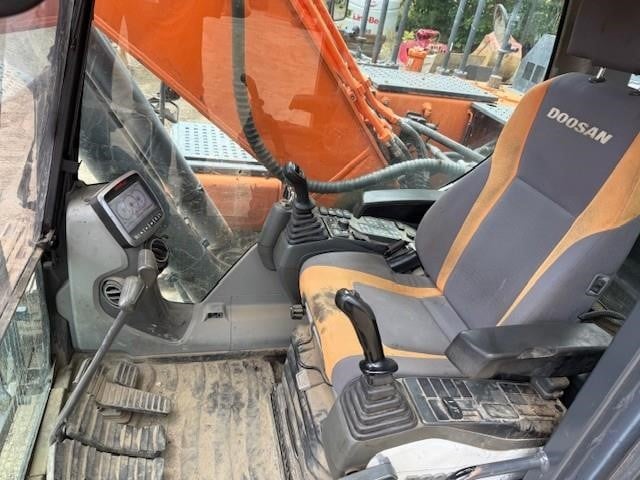 2016 Doosan DX225LC