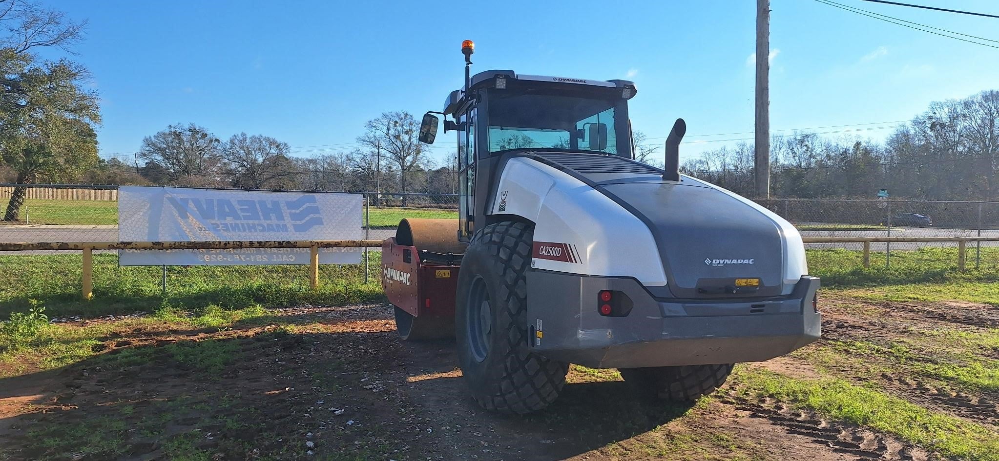 2023 Dynapac CA2500D