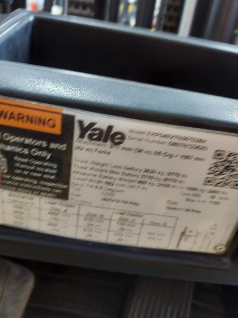 2018 Yale ERP040VT