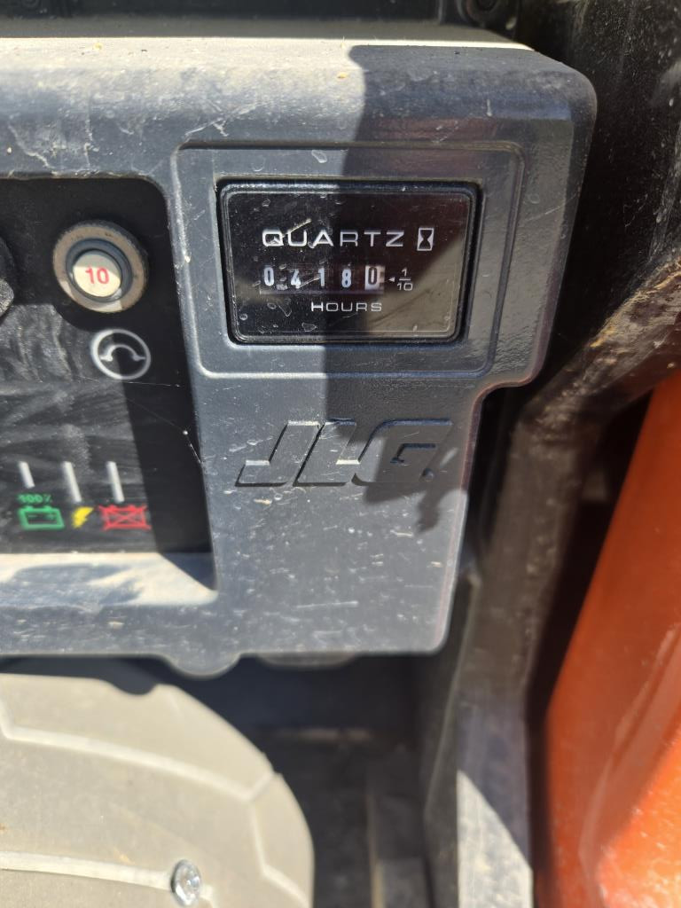 0 JLG 1930ES