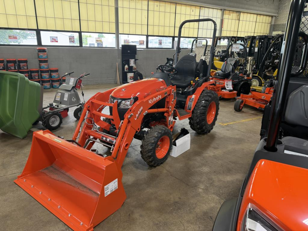 Photo of a  Kubota B2601HSD