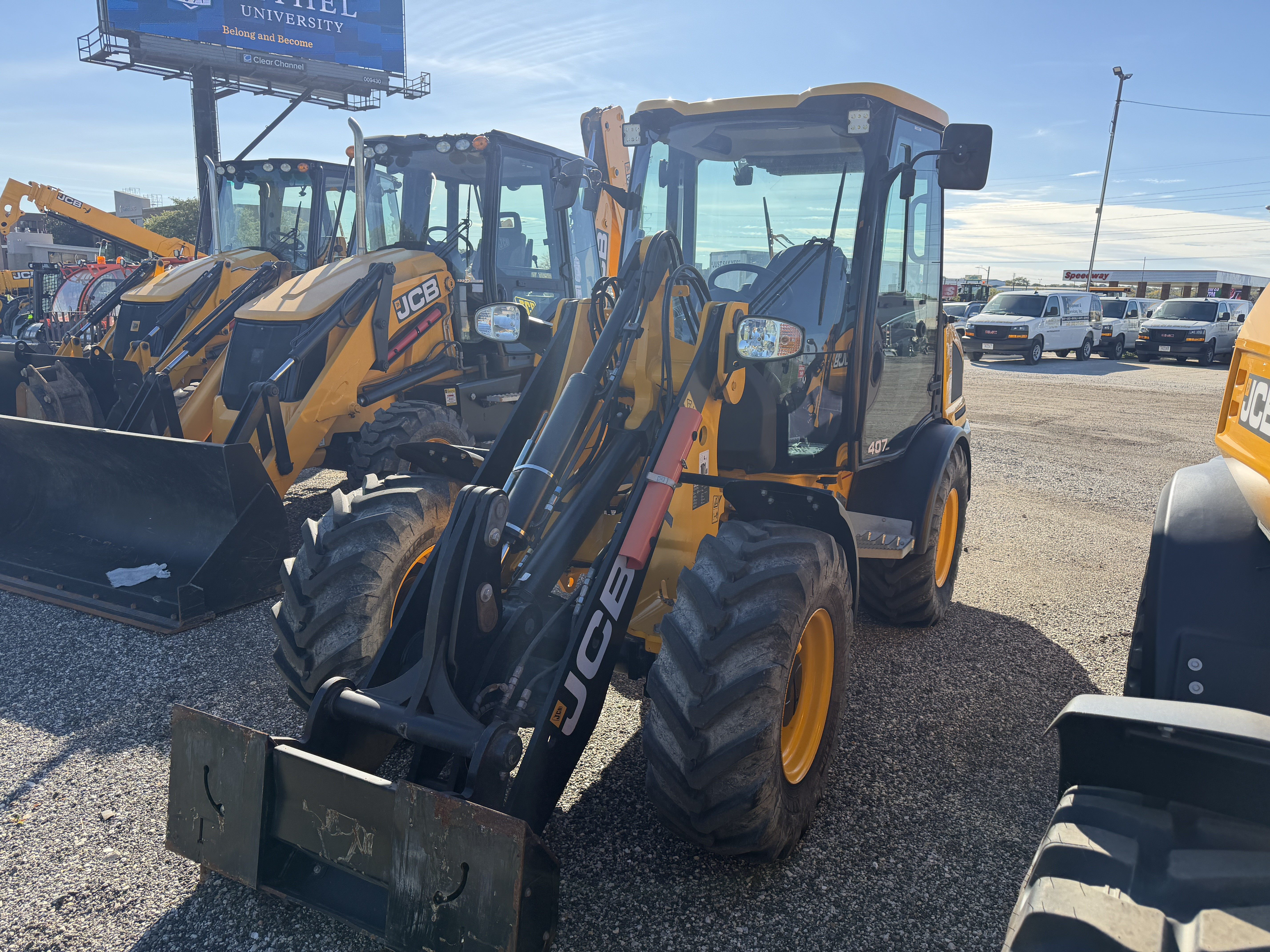 2022 JCB 407
