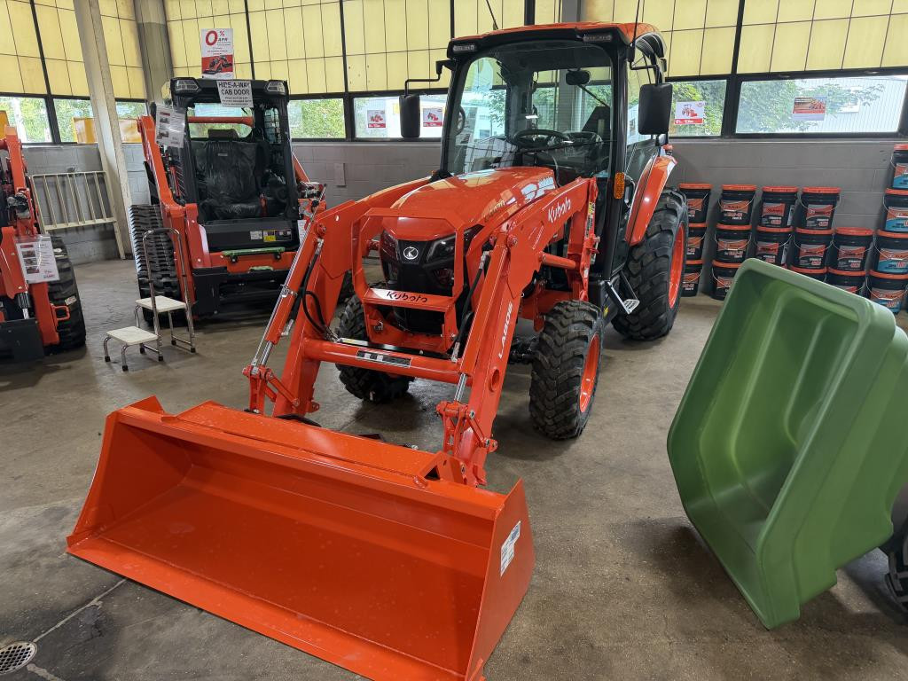 Photo of a  Kubota L4470PRM