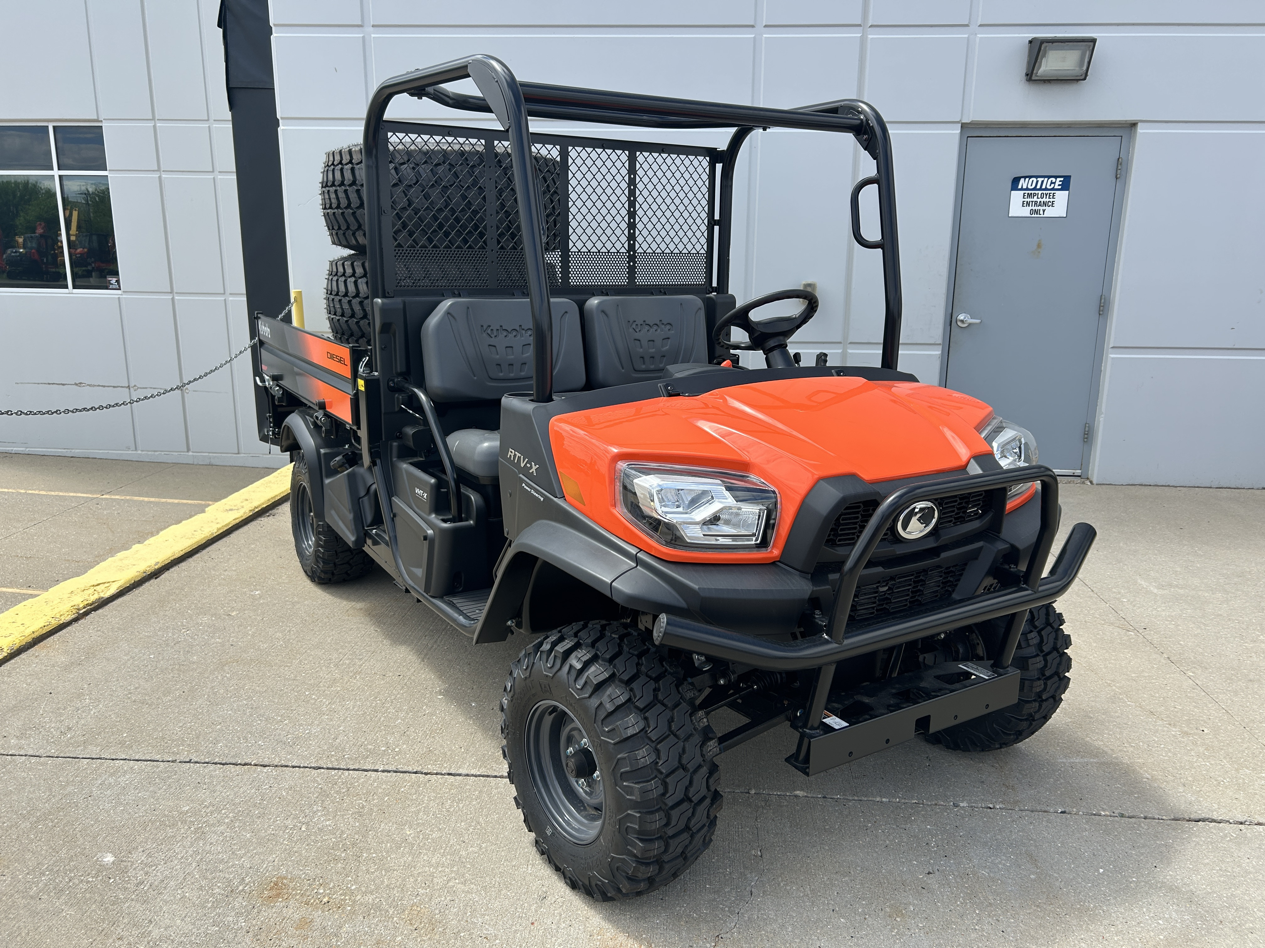 Photo of Kubota RTVX2L-SKLH-1