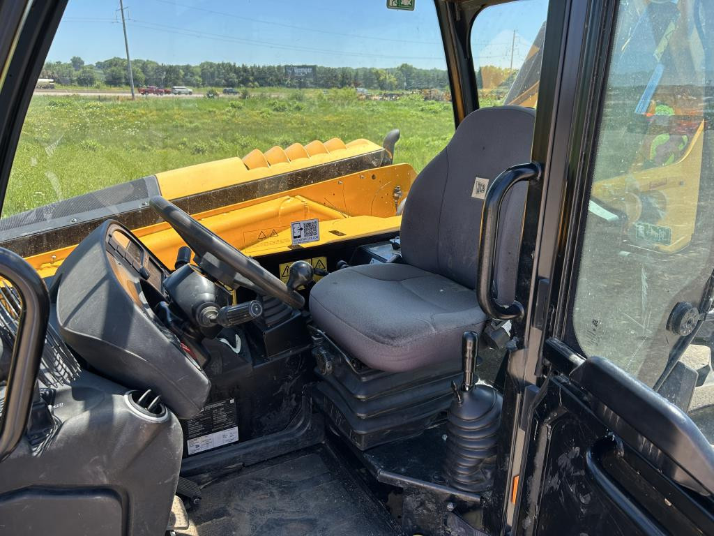 2022 JCB 510-56