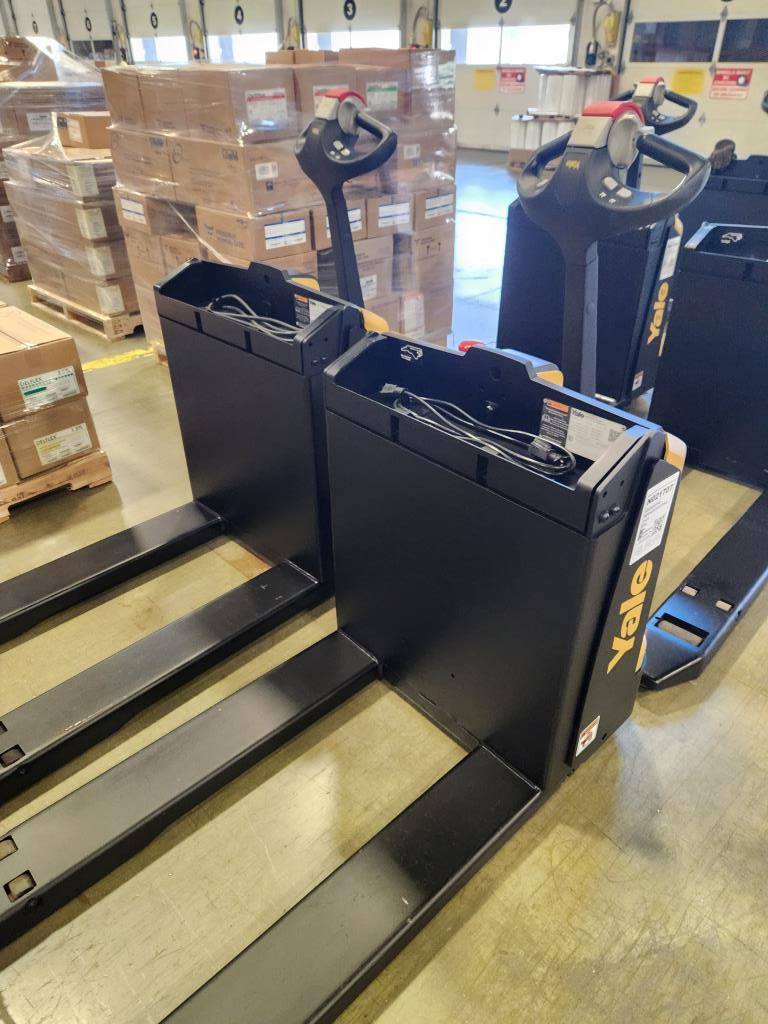 2018 Yale MPB045VG