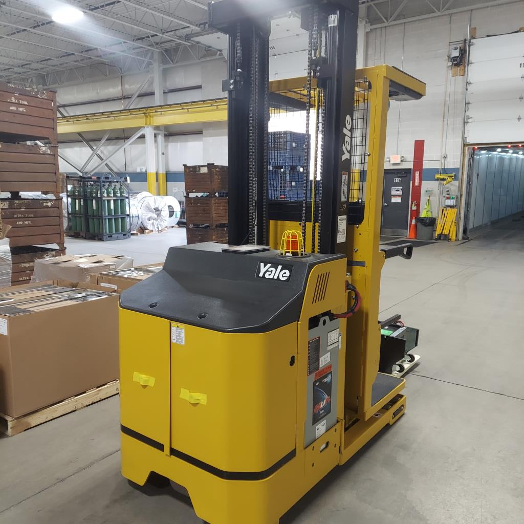 2022 Yale OS030BF