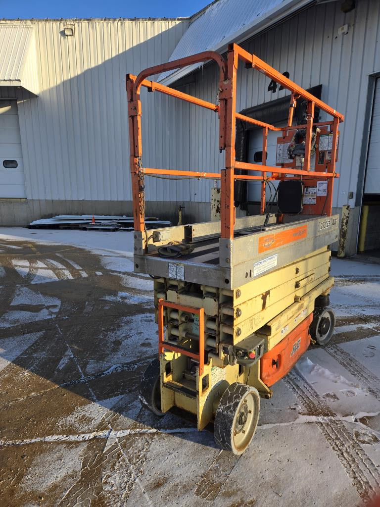 2007 JLG 2630ES