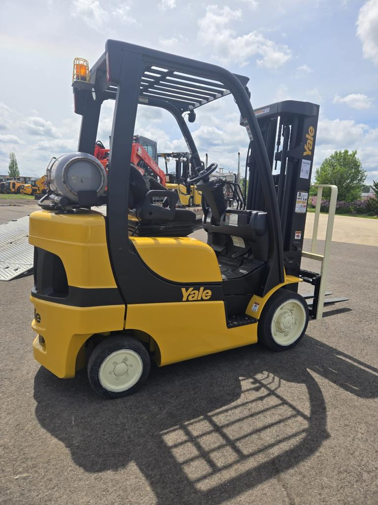 2022 Yale GC050VX