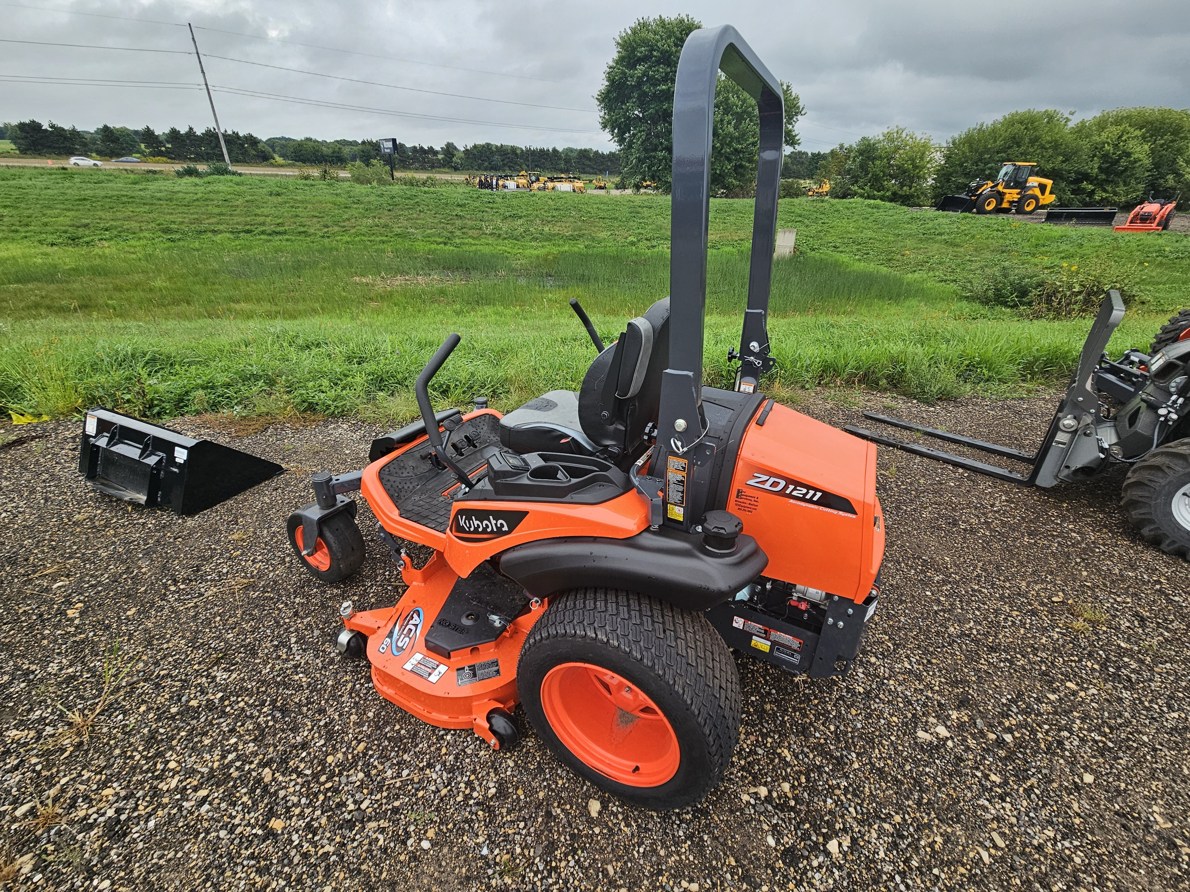 0 Kubota ZD1211-3-60